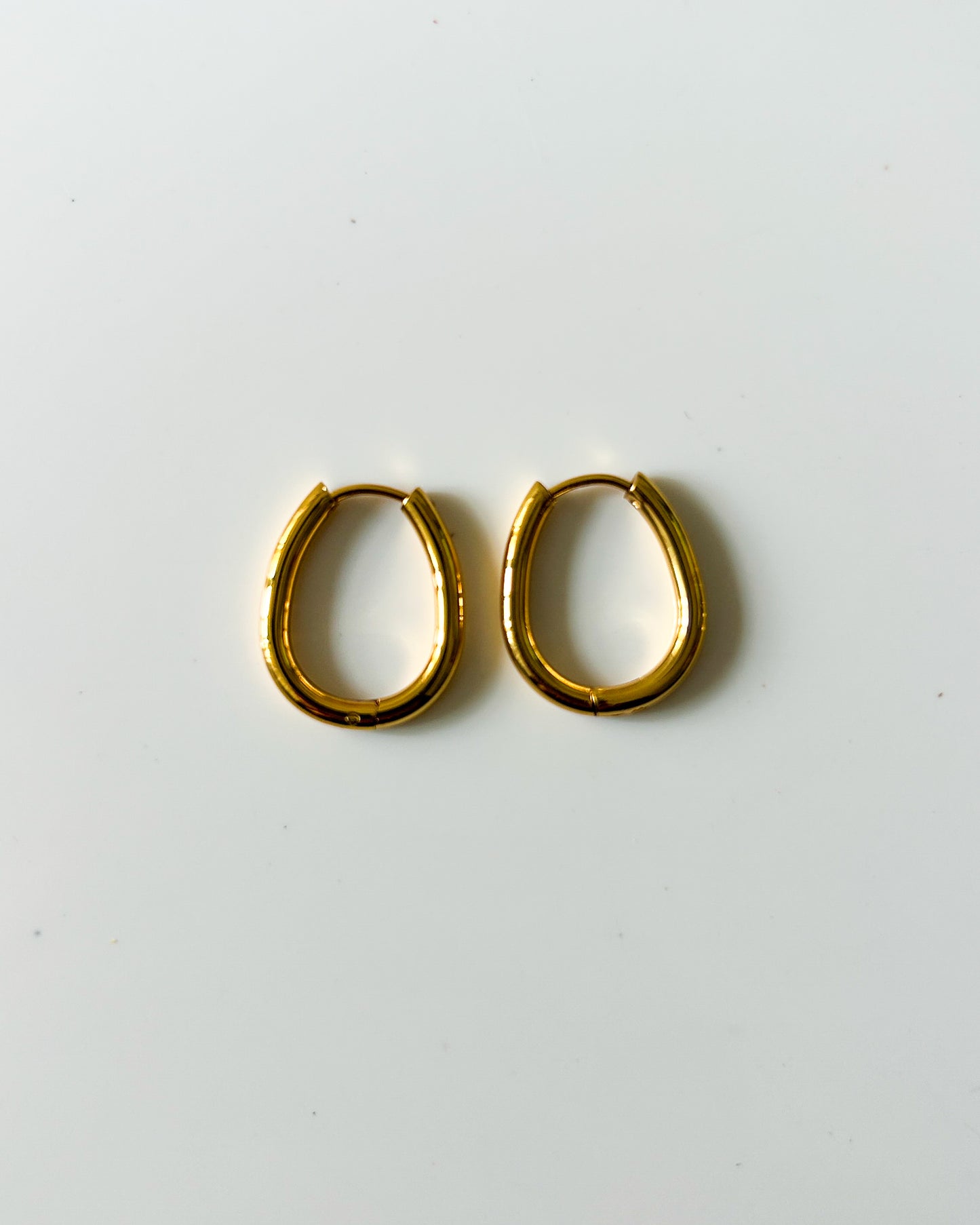 Oval hoops