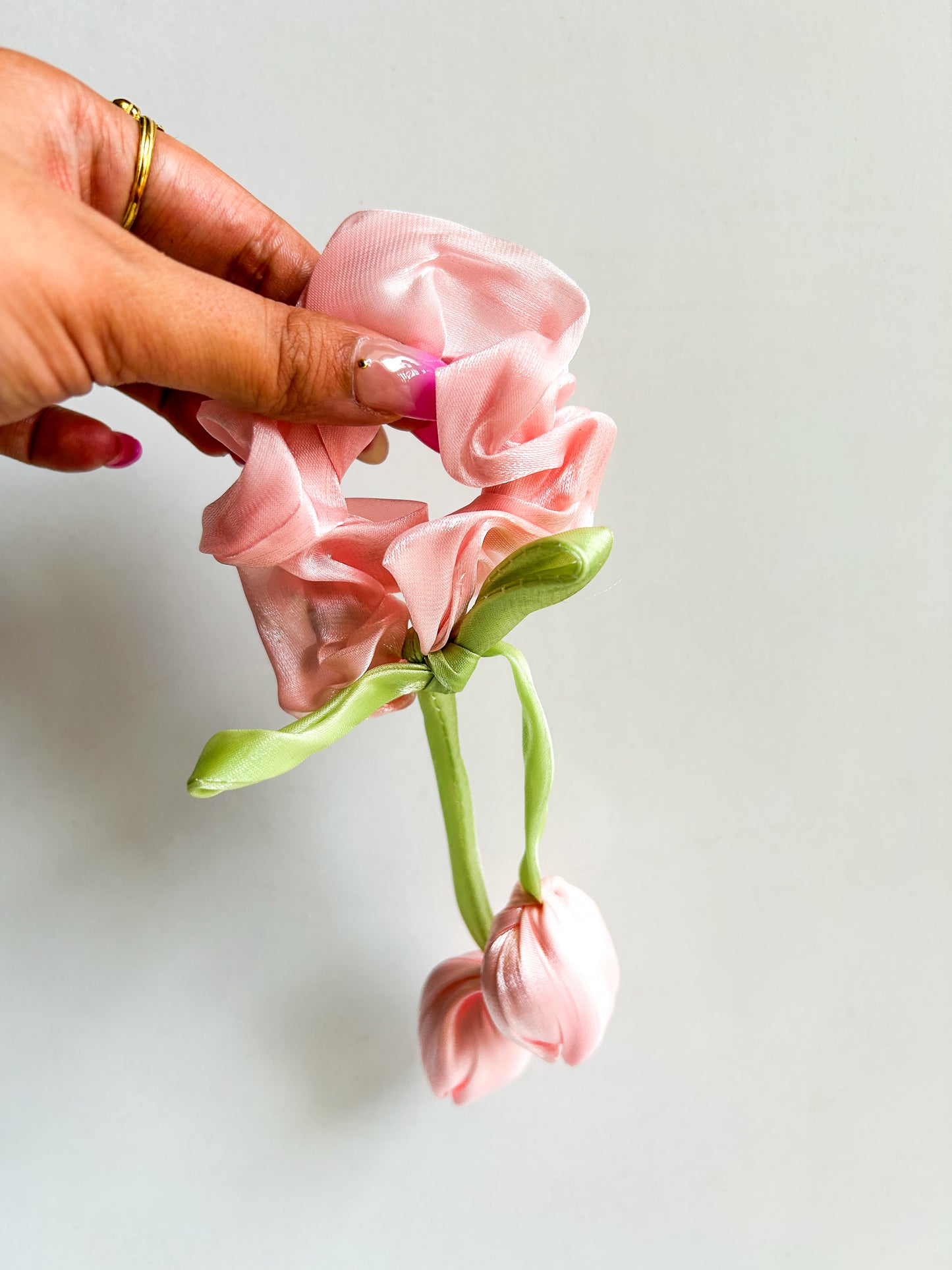 Tulip scrunchie