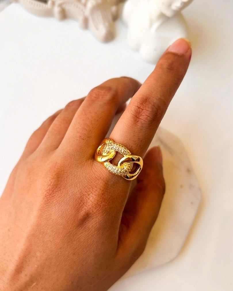 Anti tarnish link pattern adjustable ring