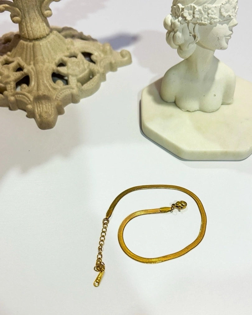 Anti tarnish snake anklet