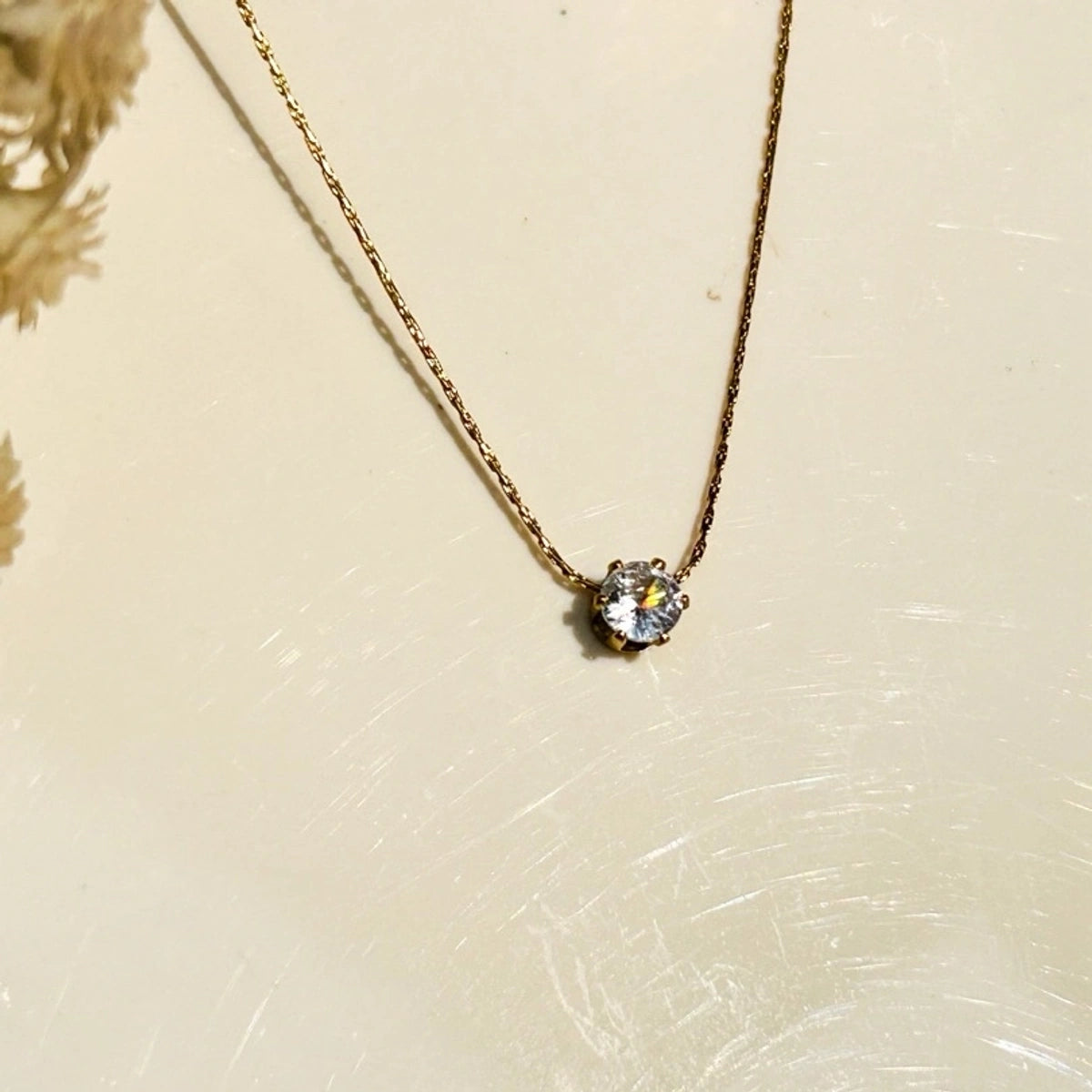 Minimal Solitaire Necklace