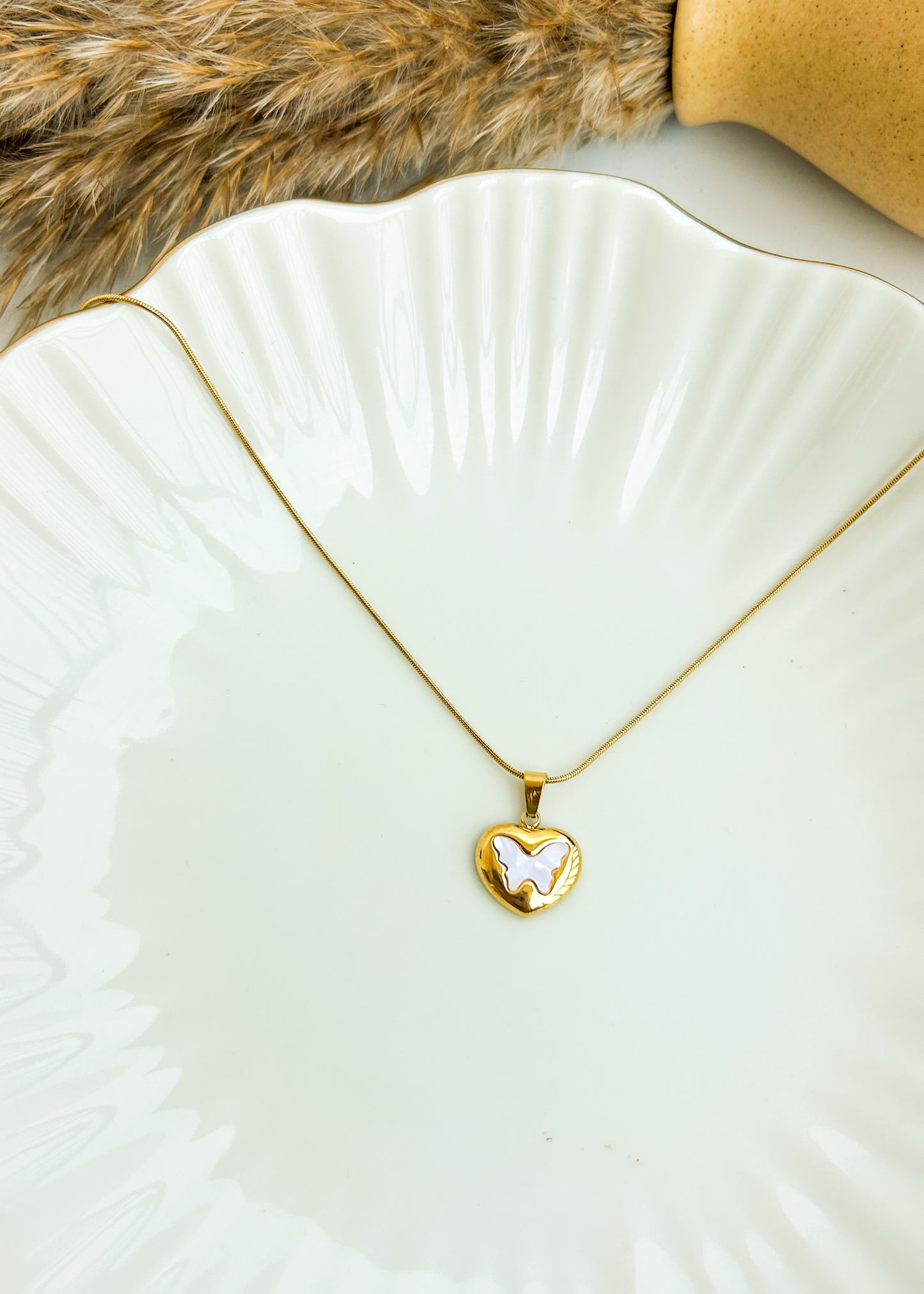 Hearty butterfly necklace