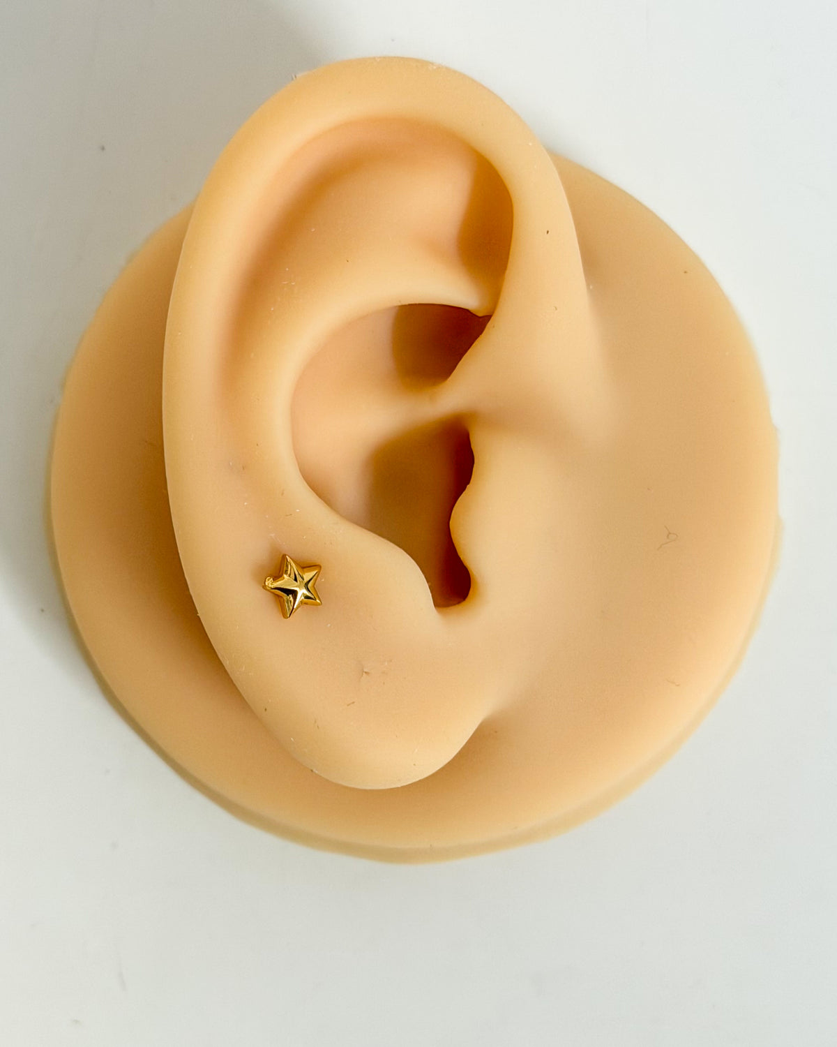 Golden star ballback studs (Ss)