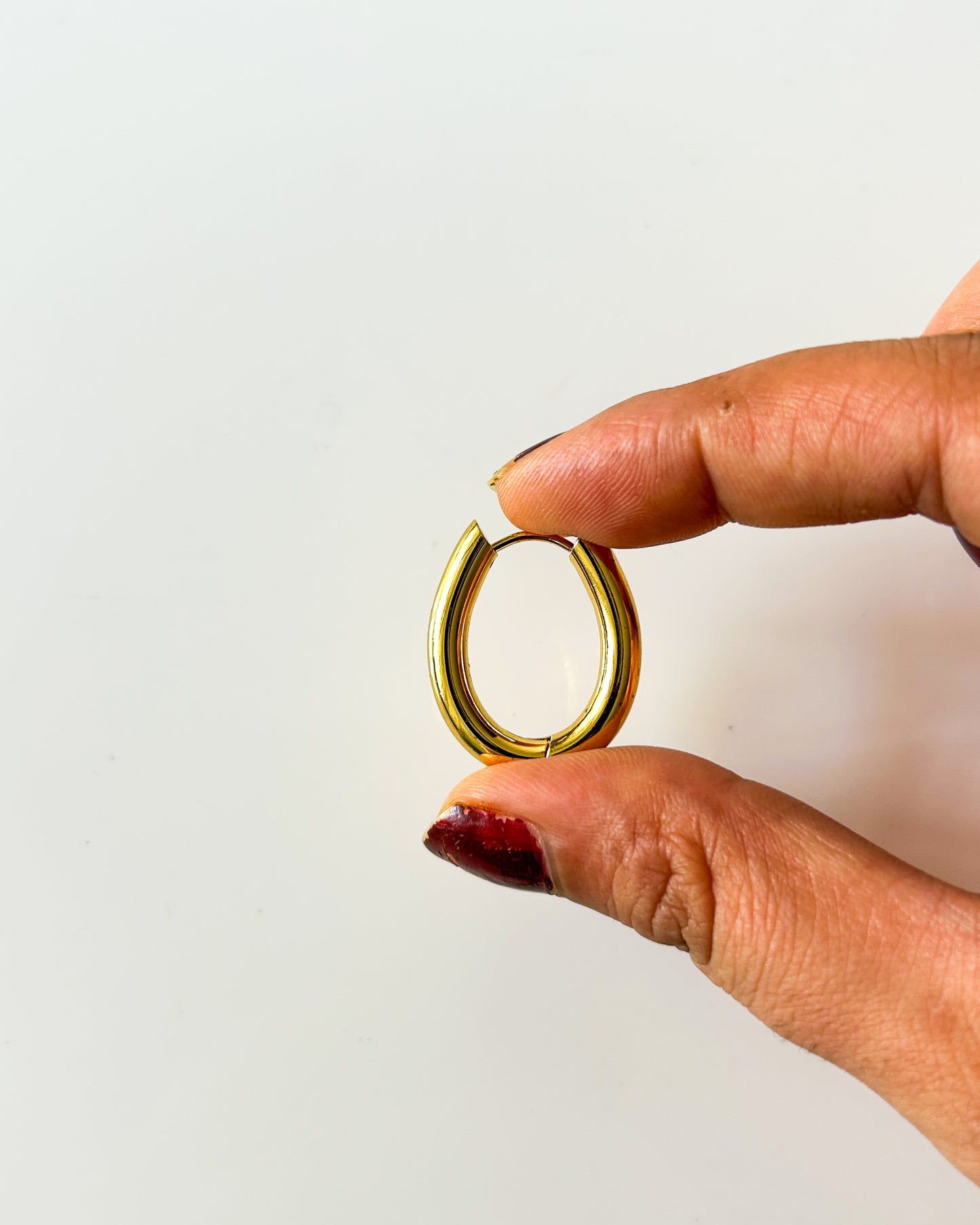 Chunky oval hoops