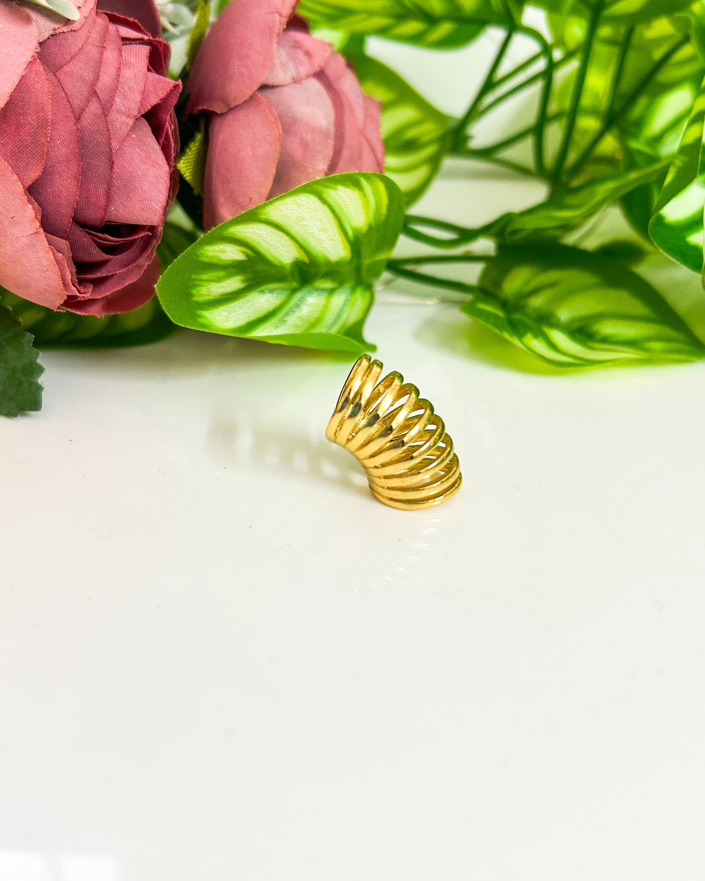solid gold no piercing Earcuff