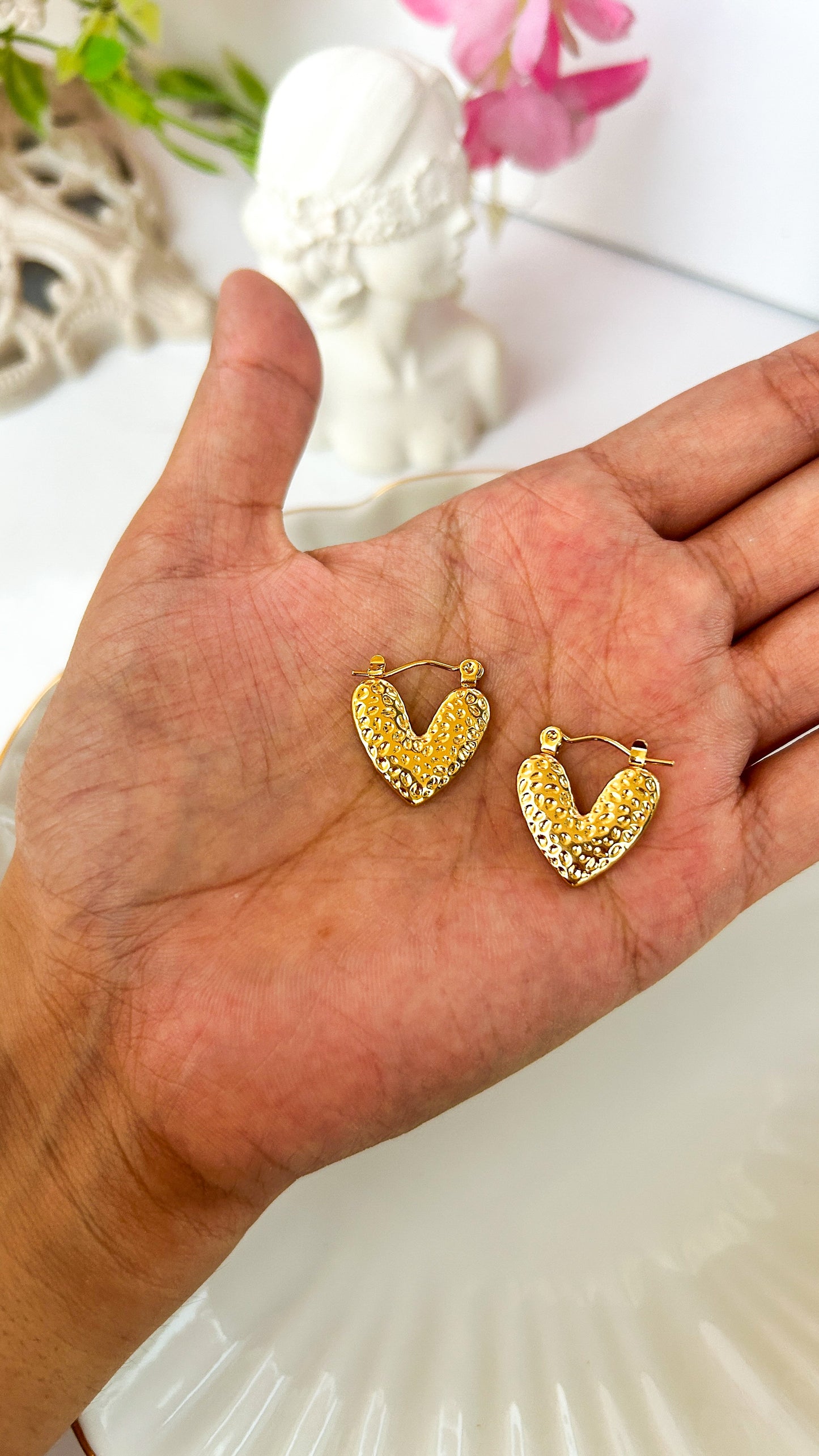 Crushed heart hoops