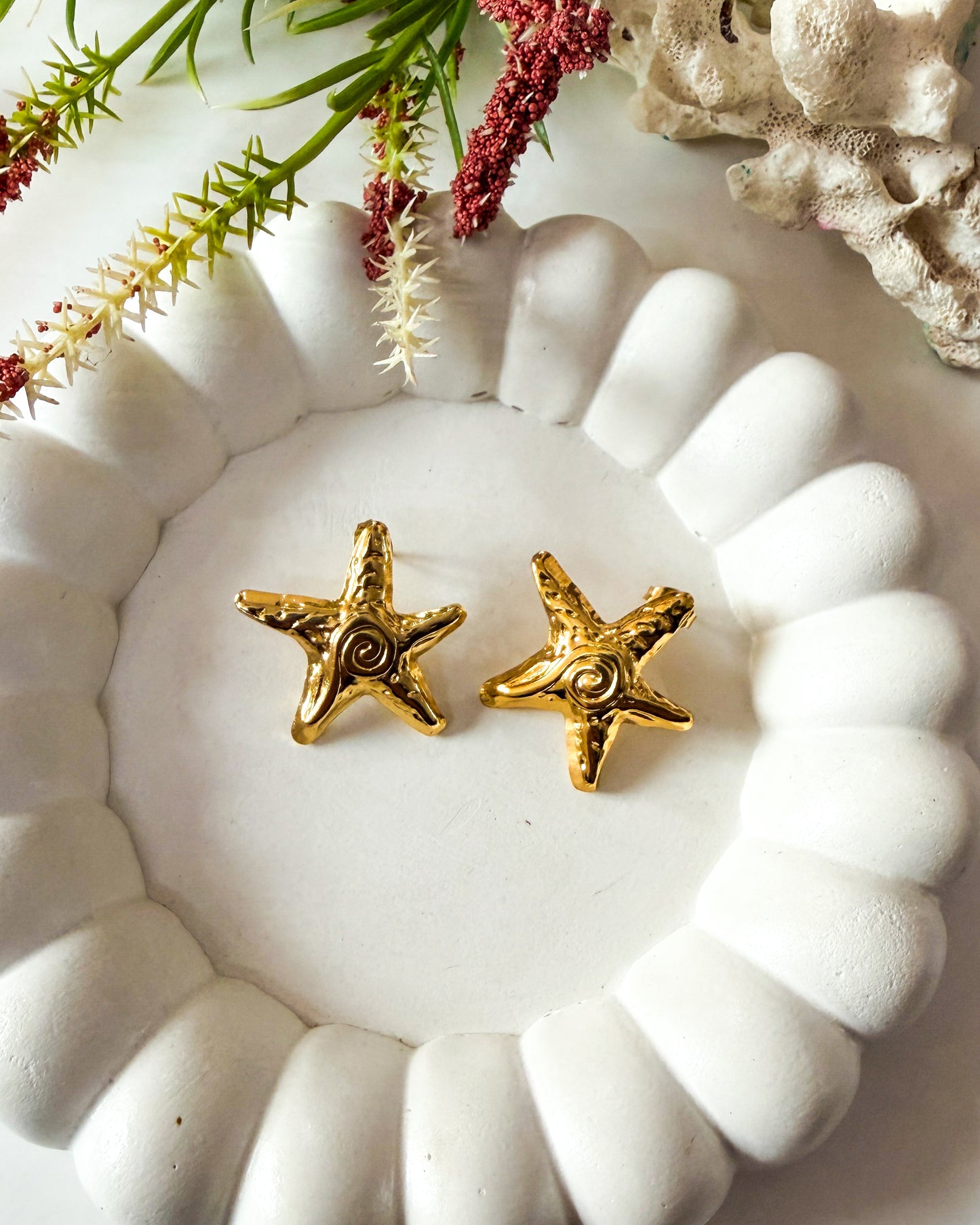 Beachy starfish earring
