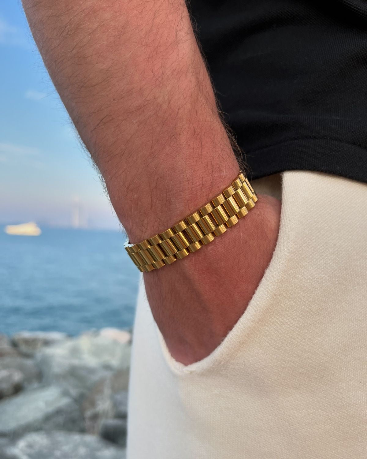 Premium men watch band