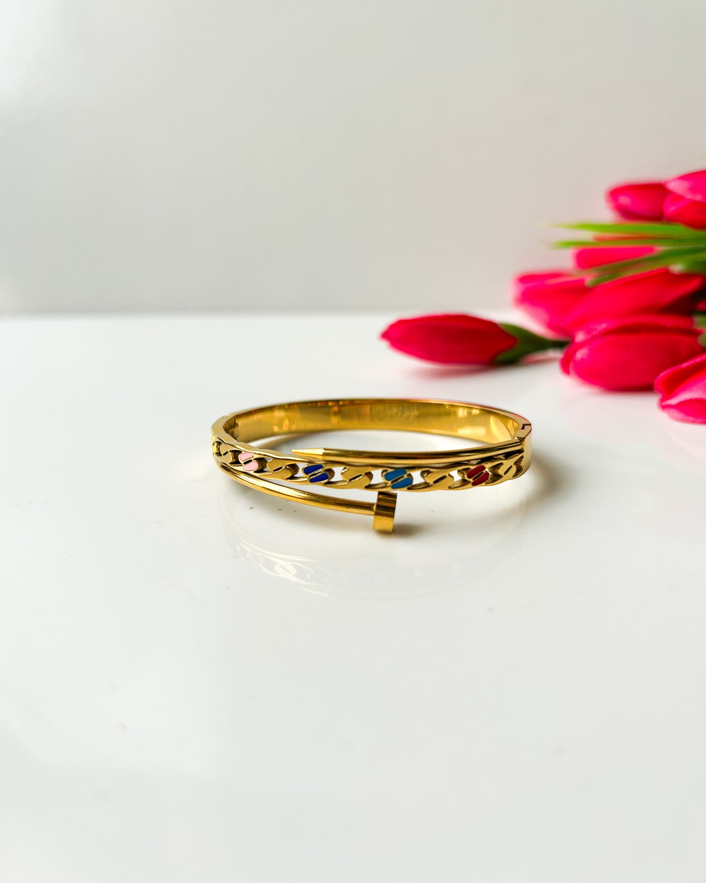Evil eye nail thin wrist bracelet