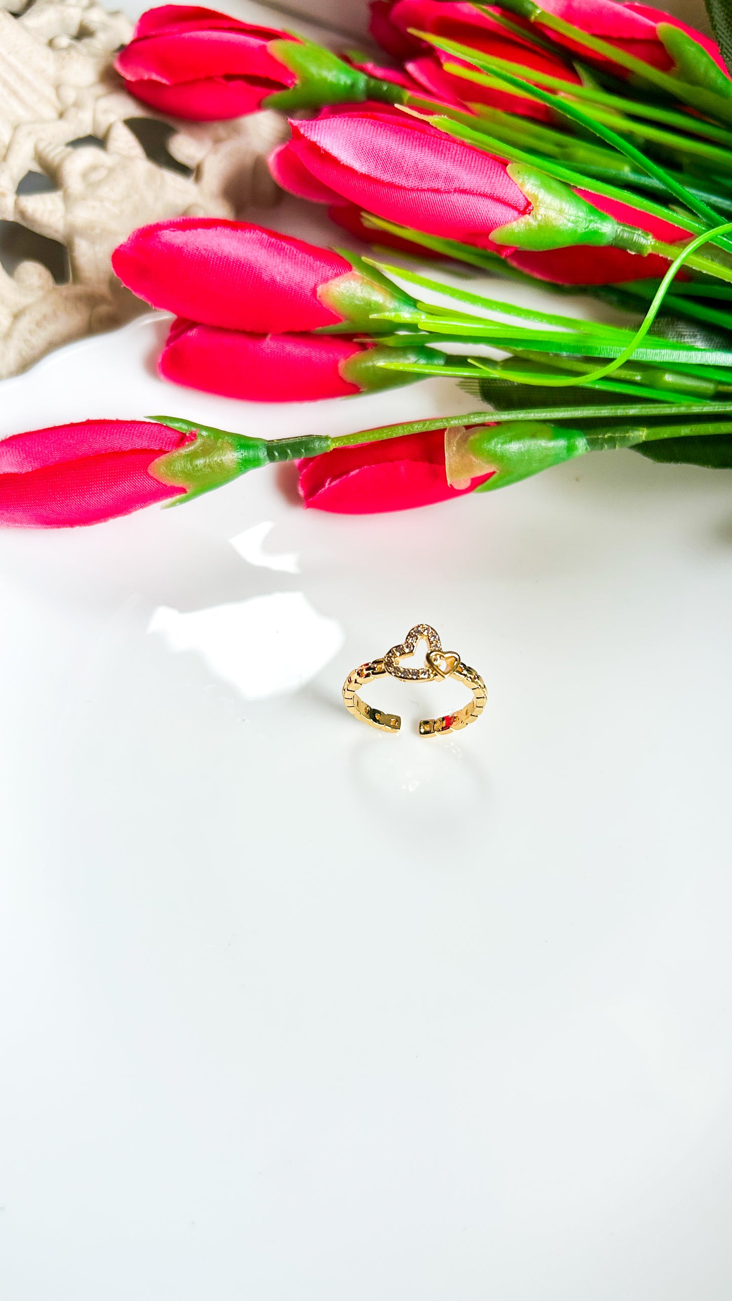 Heart ring with stones