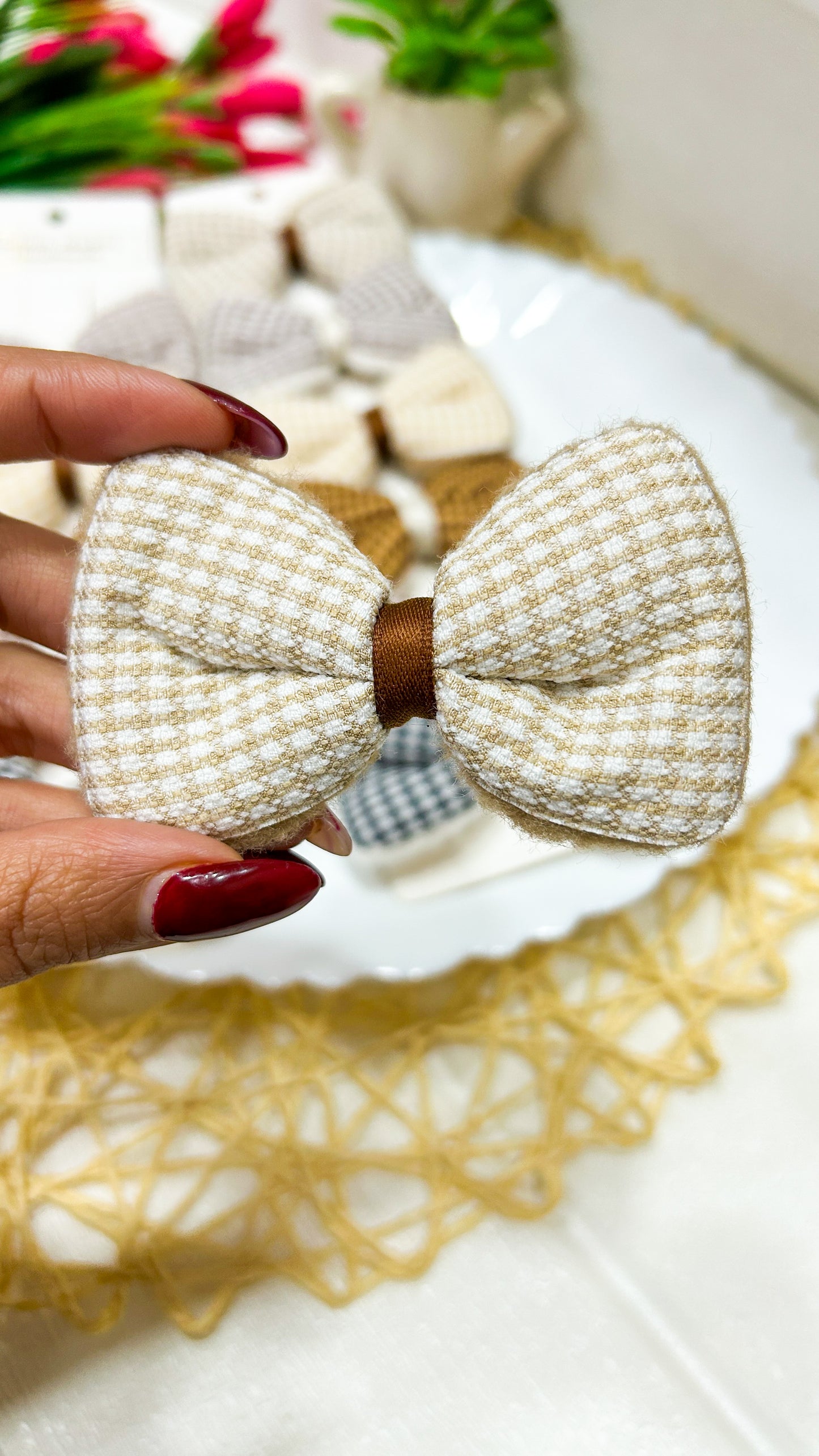 Set of 2 chequered bow