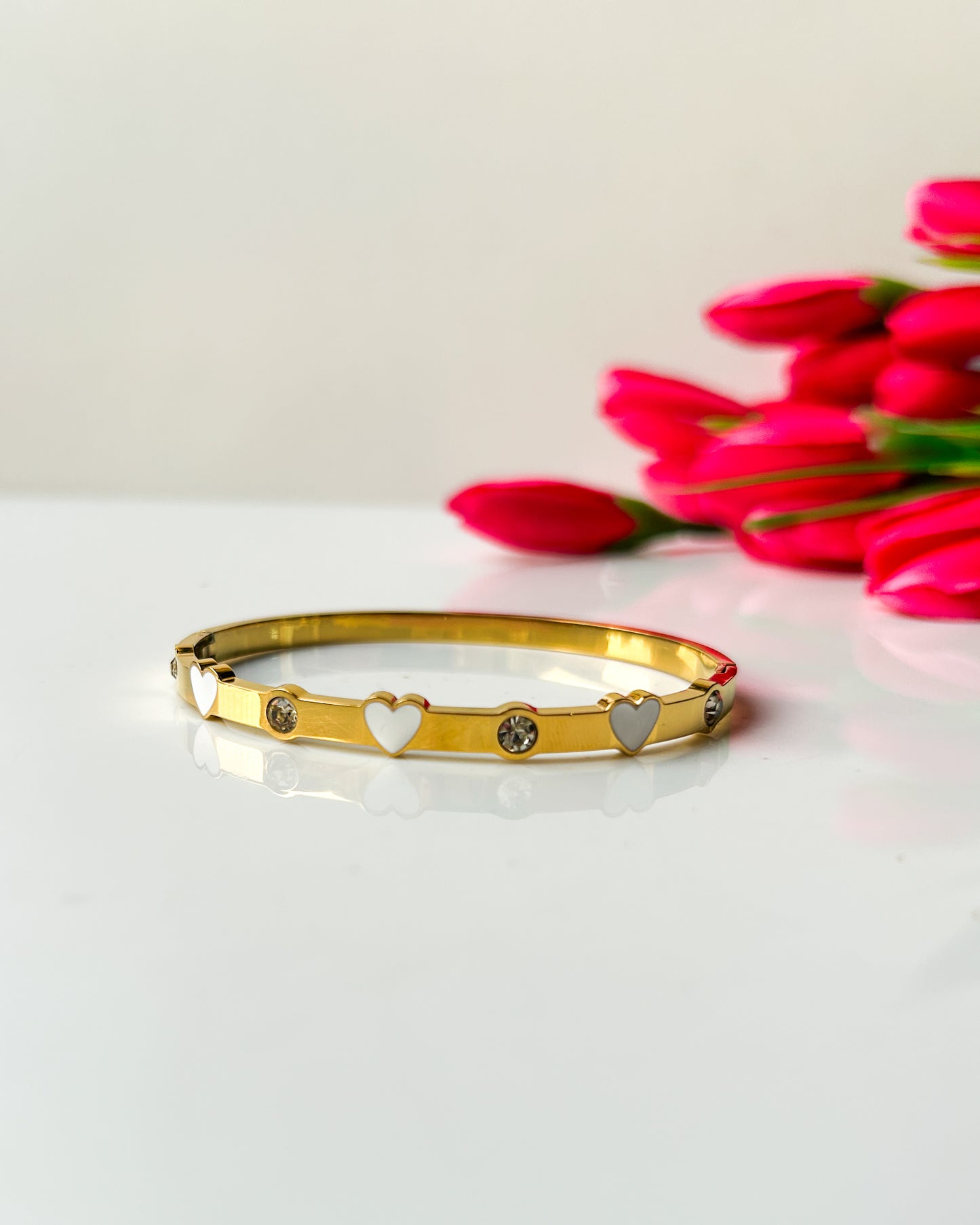 Heart stone bracelet