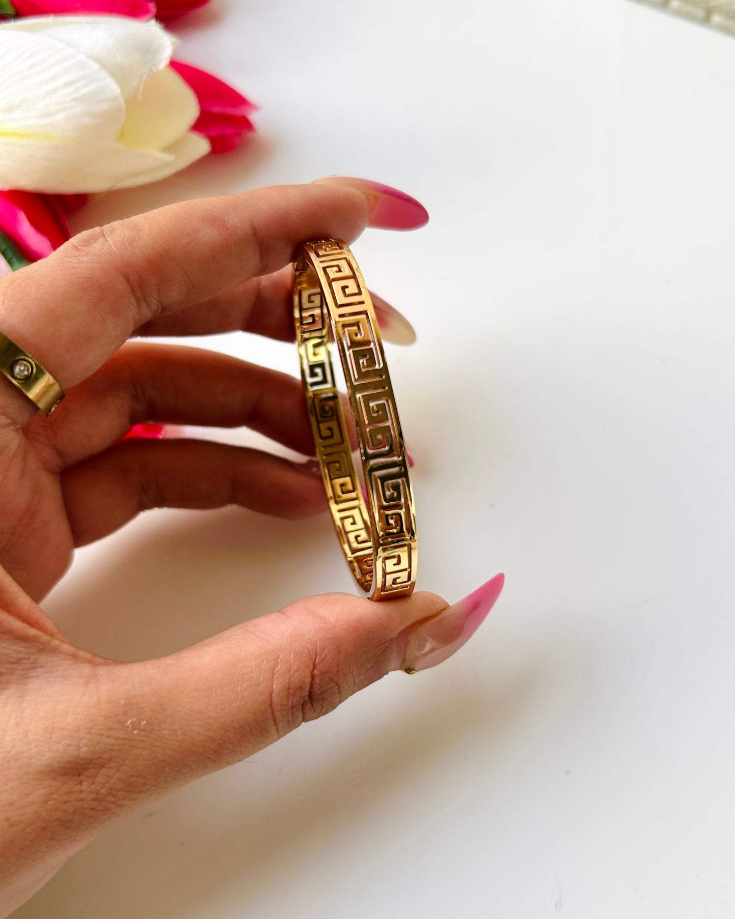 Greek pattern thin wrist bracelet