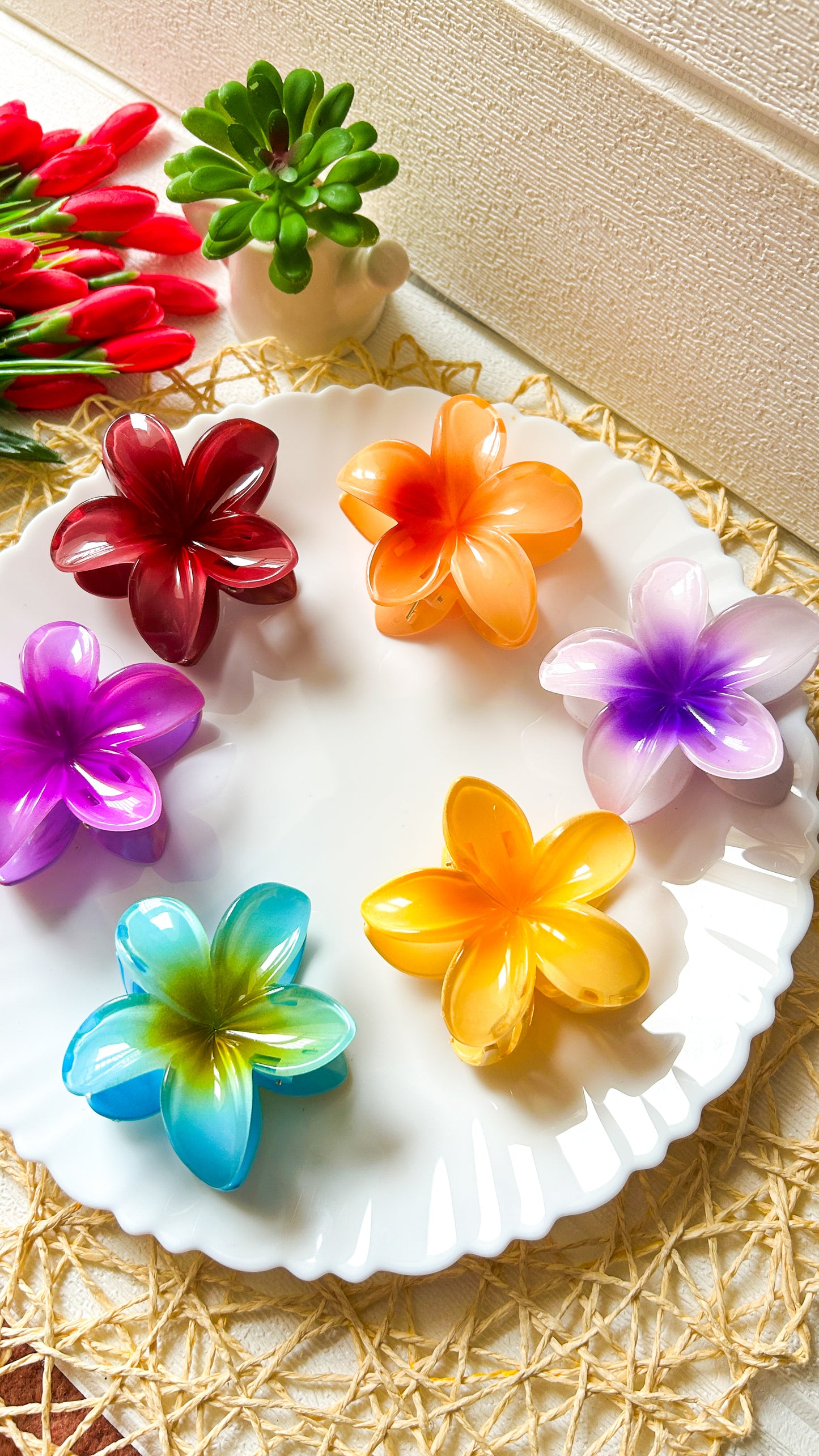 Big floral claw clips