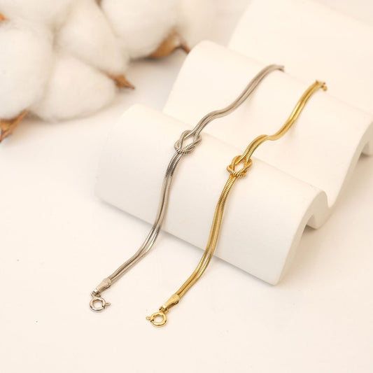 Couple knot bracelet ( set of 2)