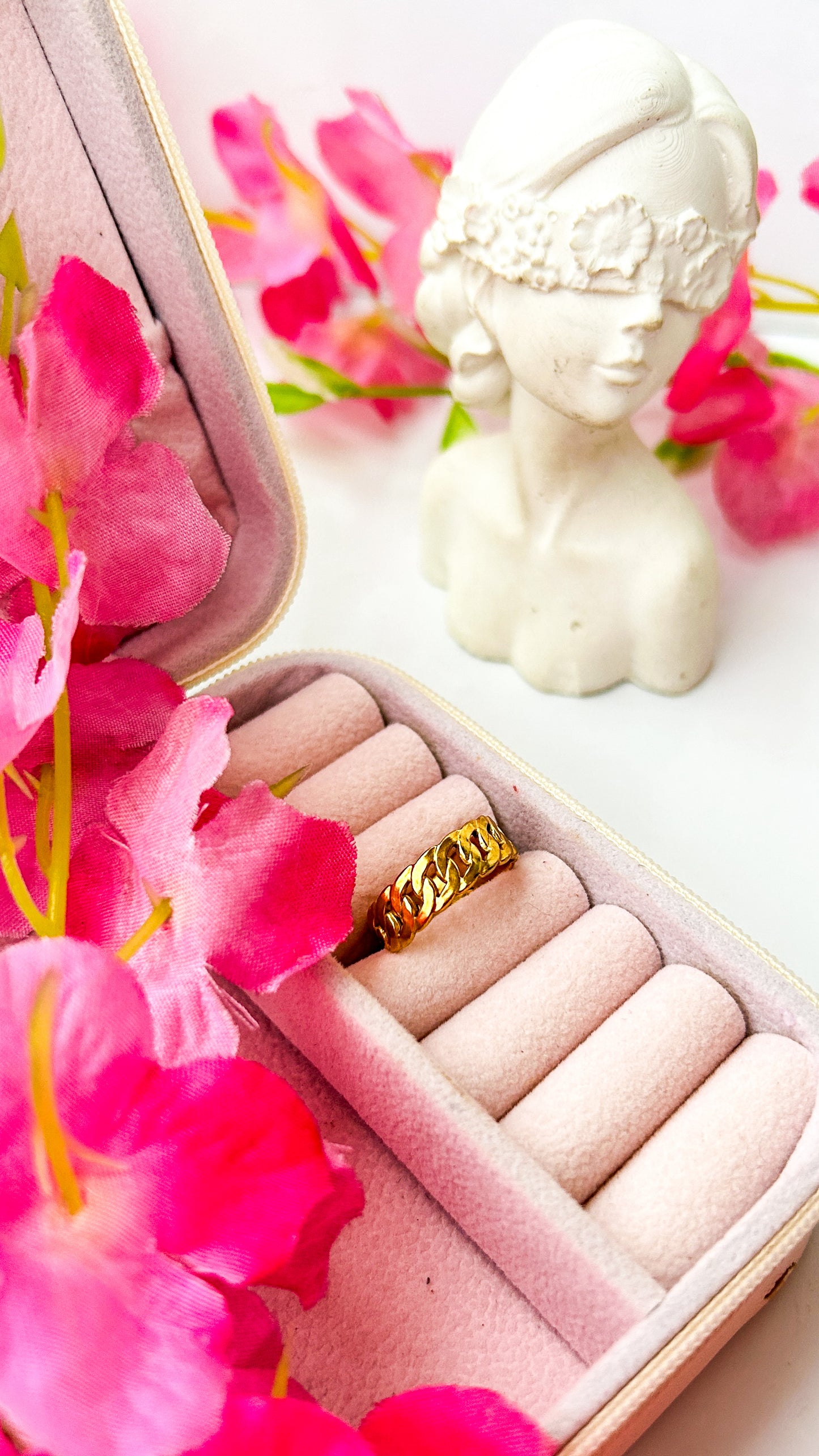 Mini cuban link ring ( adjustable)