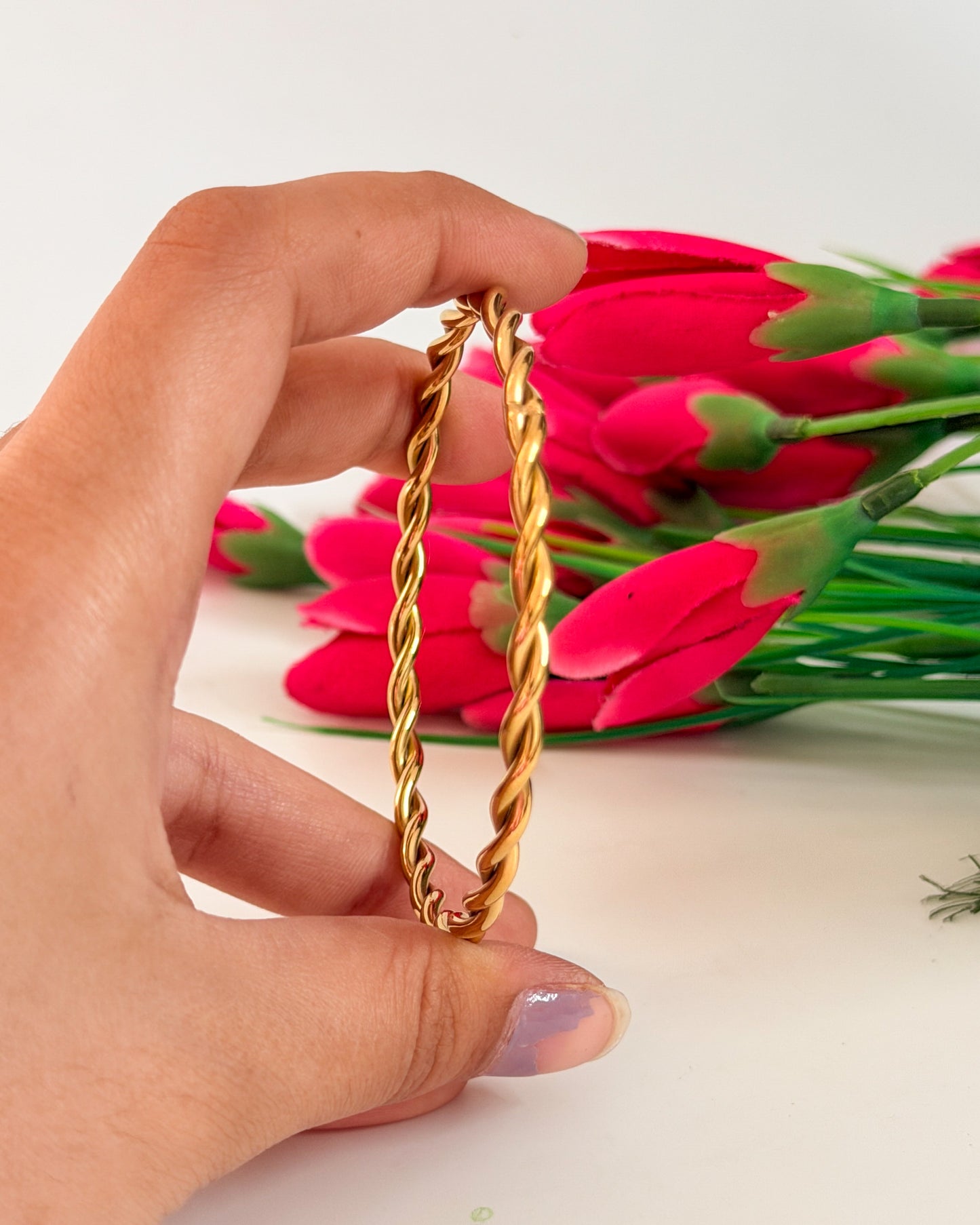 Twisted rope bracelet