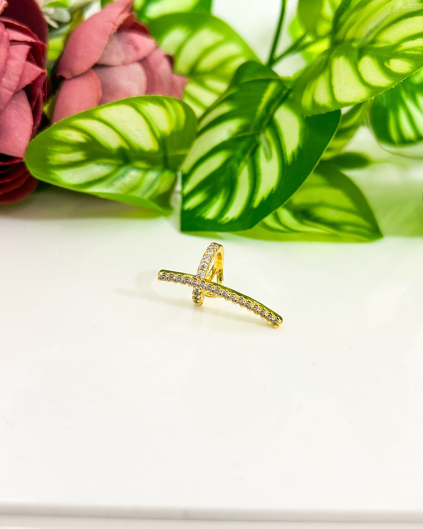 Cross no piercing Earcuffs