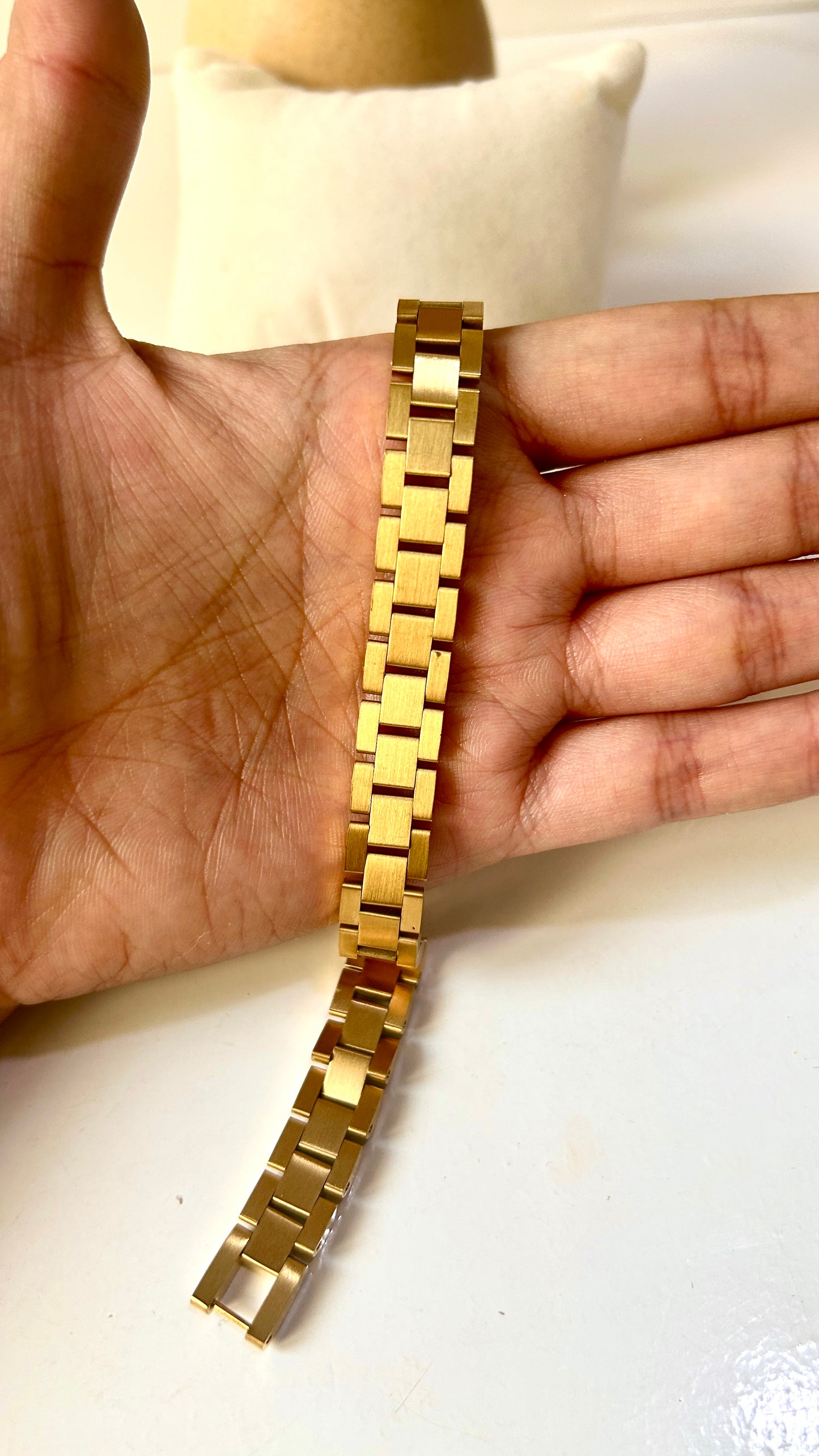 Premium men watch band
