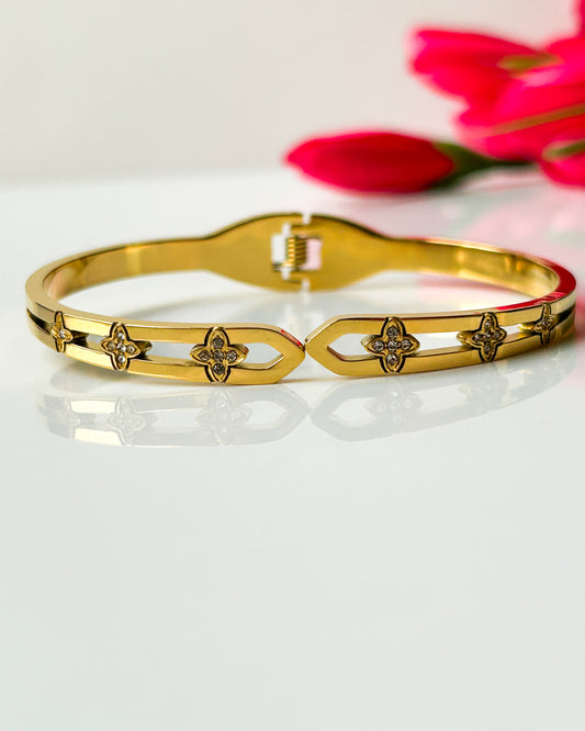 Designer clover bracelet