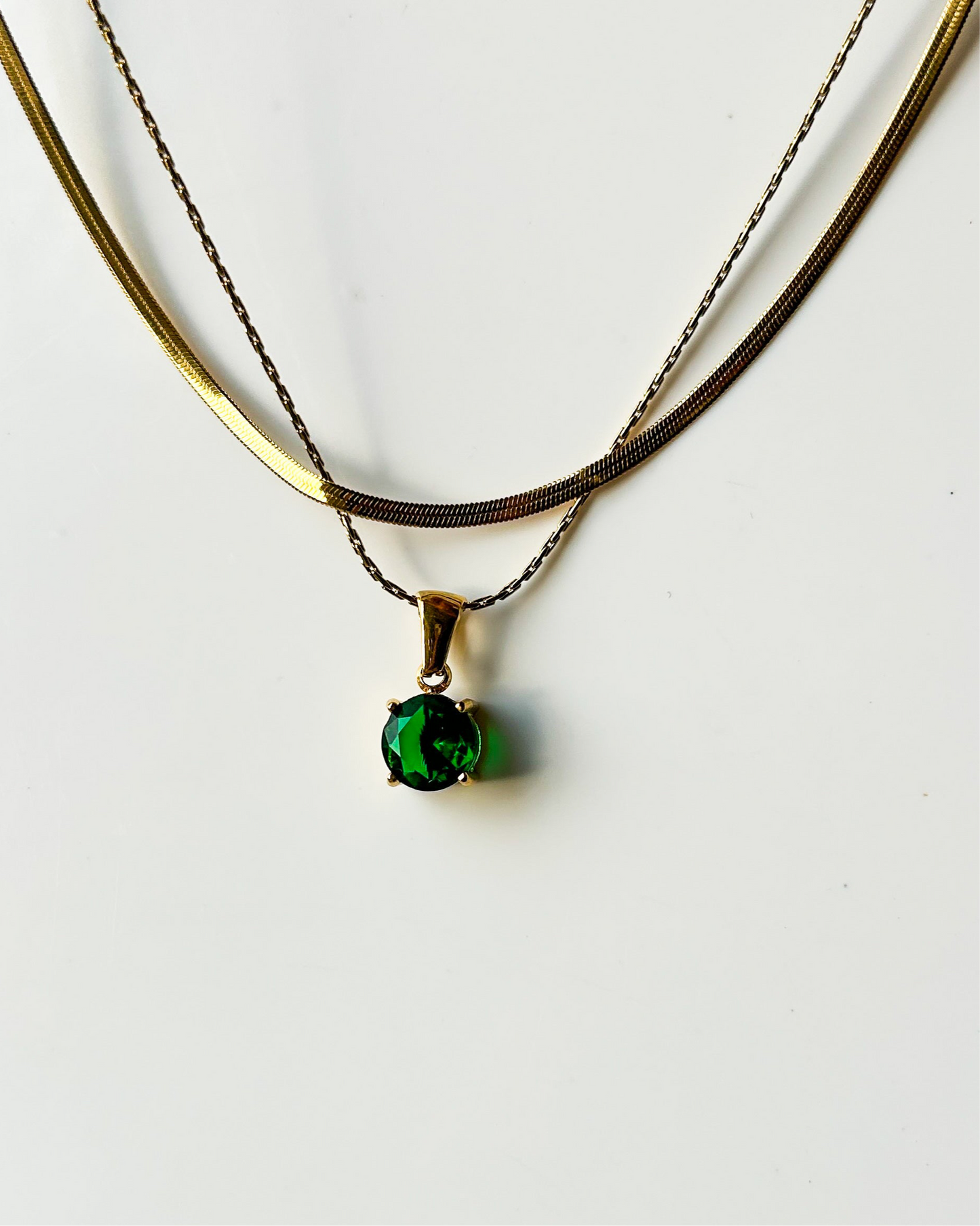 Layered solitaire necklace ( round)