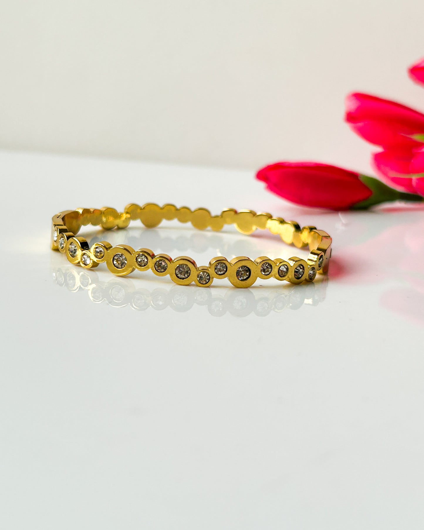 Bubble stone bracelet