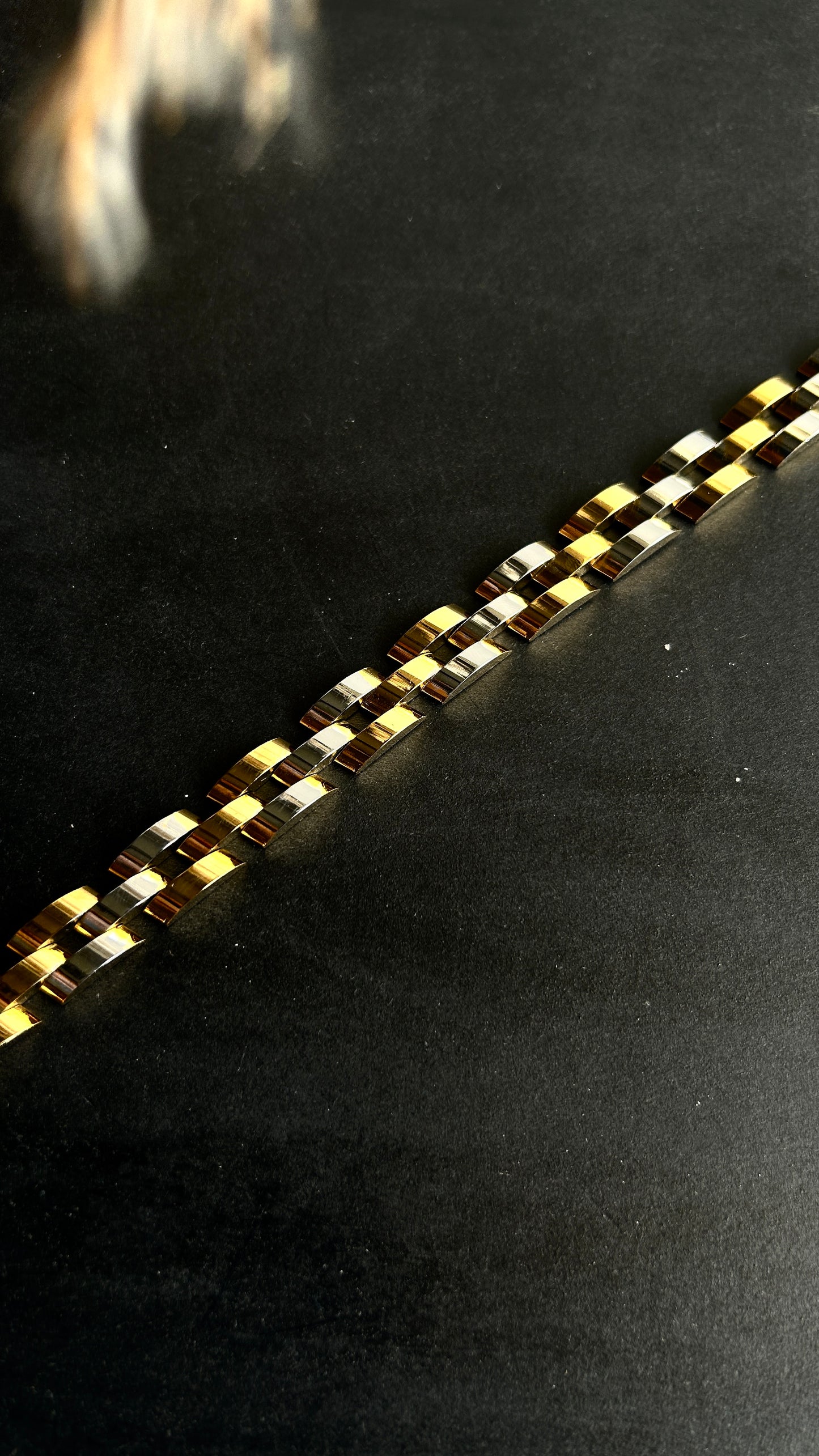 Premium watch band - dual tone