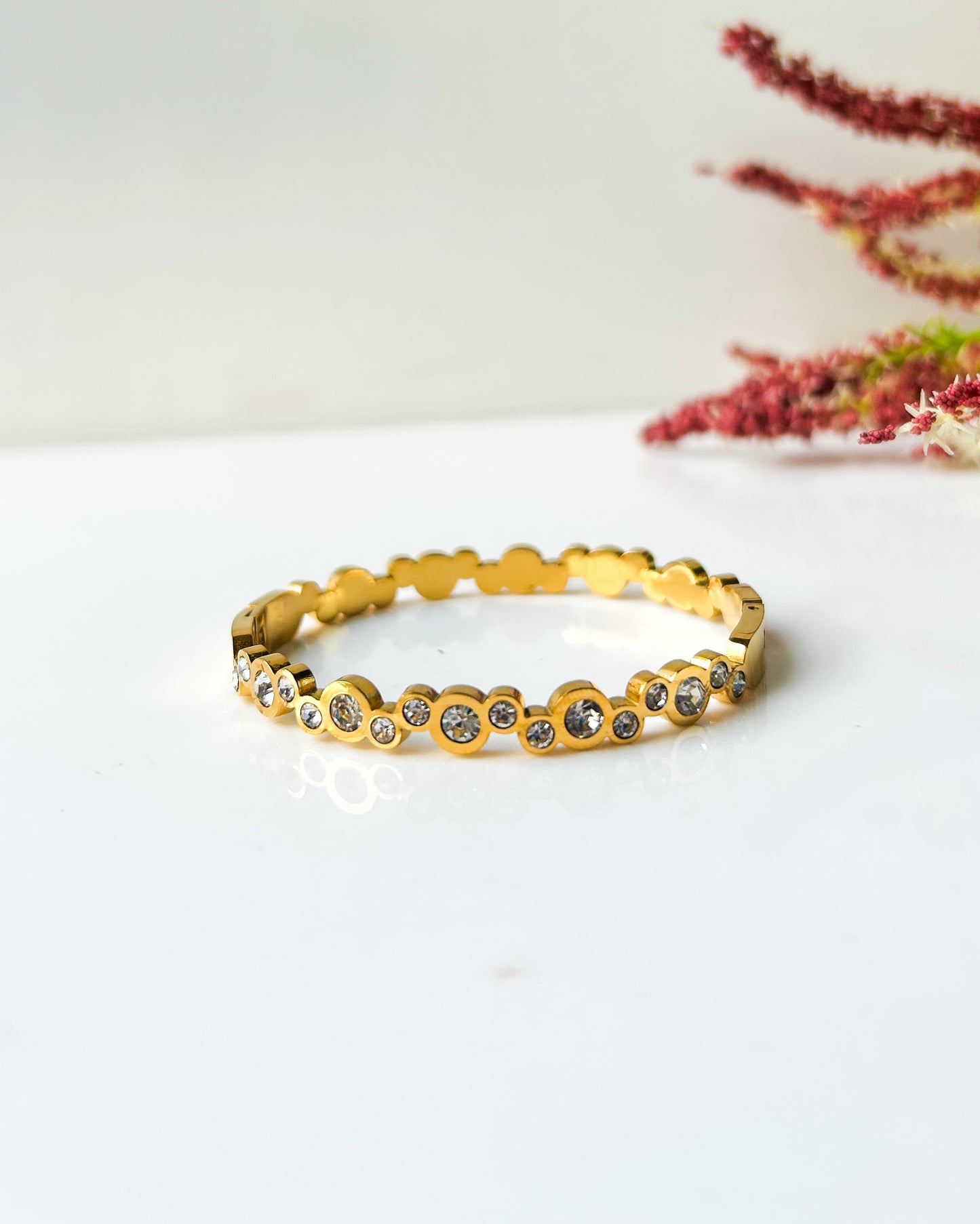 Bubble thin wrist / baby size bracelet