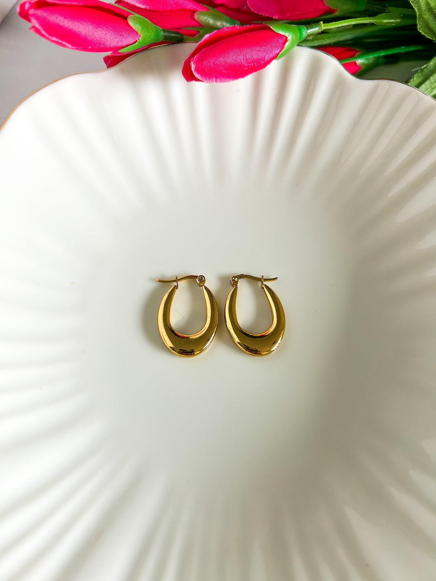 Elongated long hoops