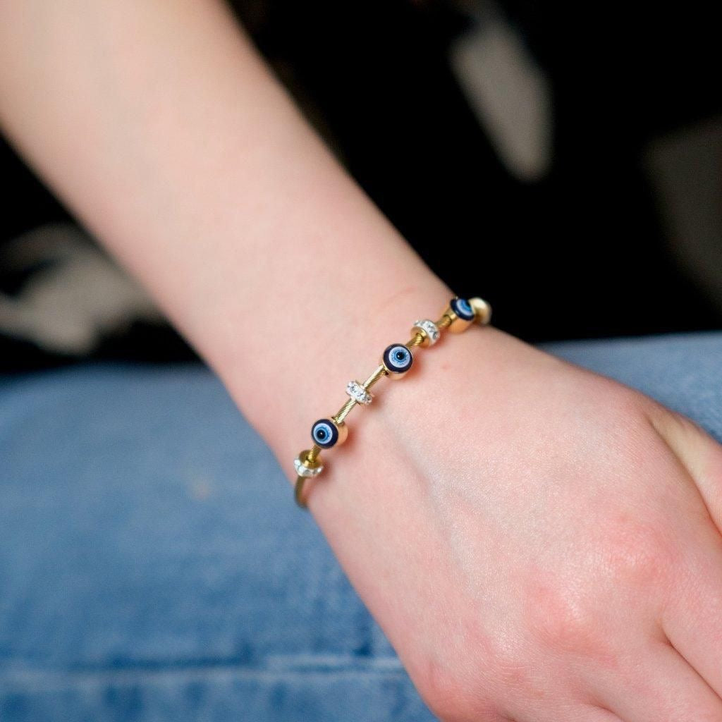 Evil eye bracelet thin wrist / baby size bracelet