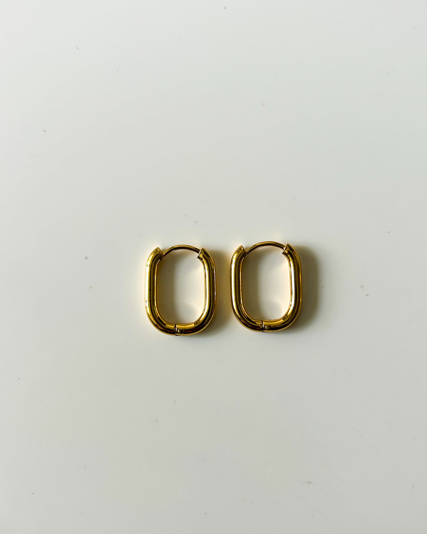 Oval hoops