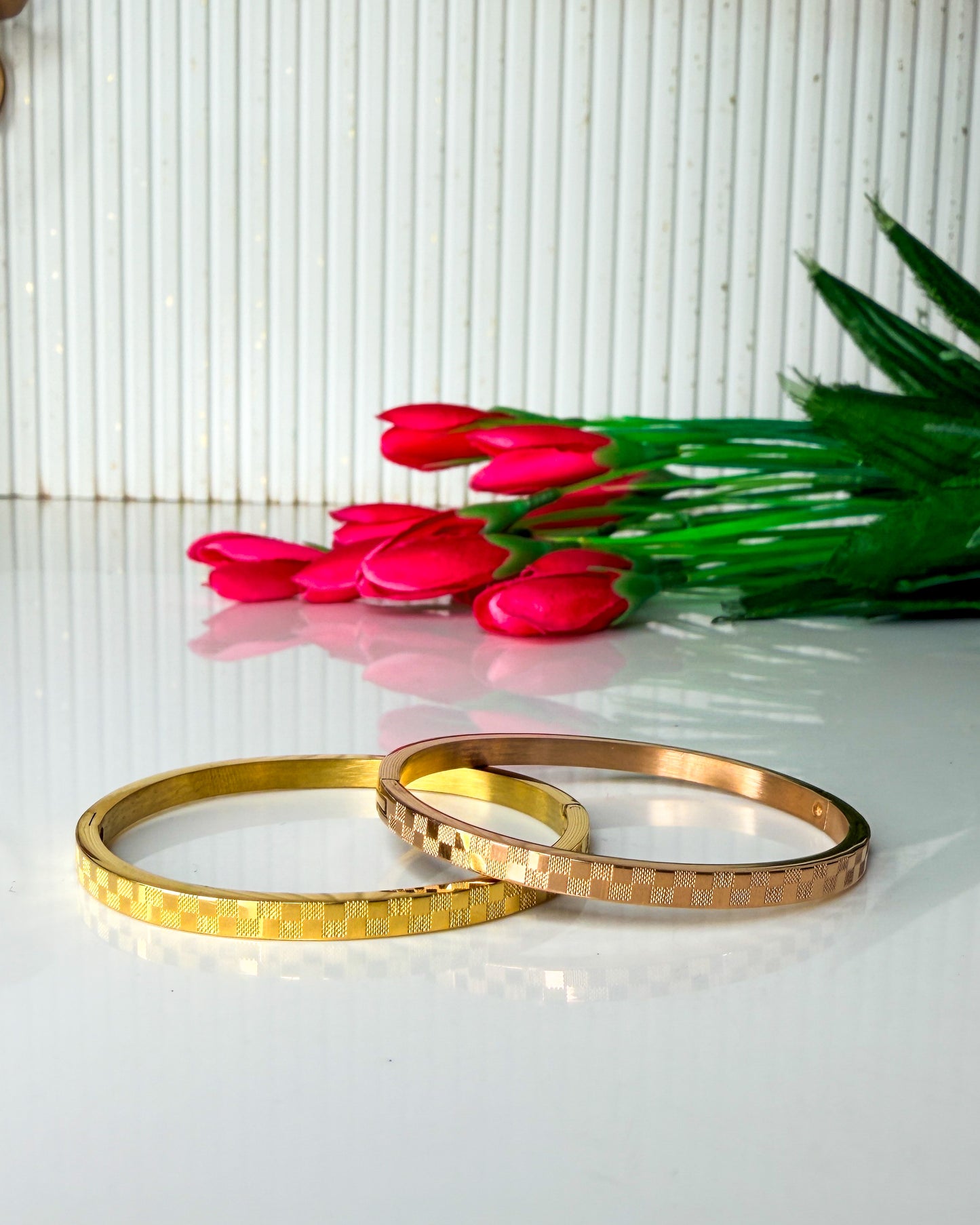 Geometric thin wrist/ baby size bracelet