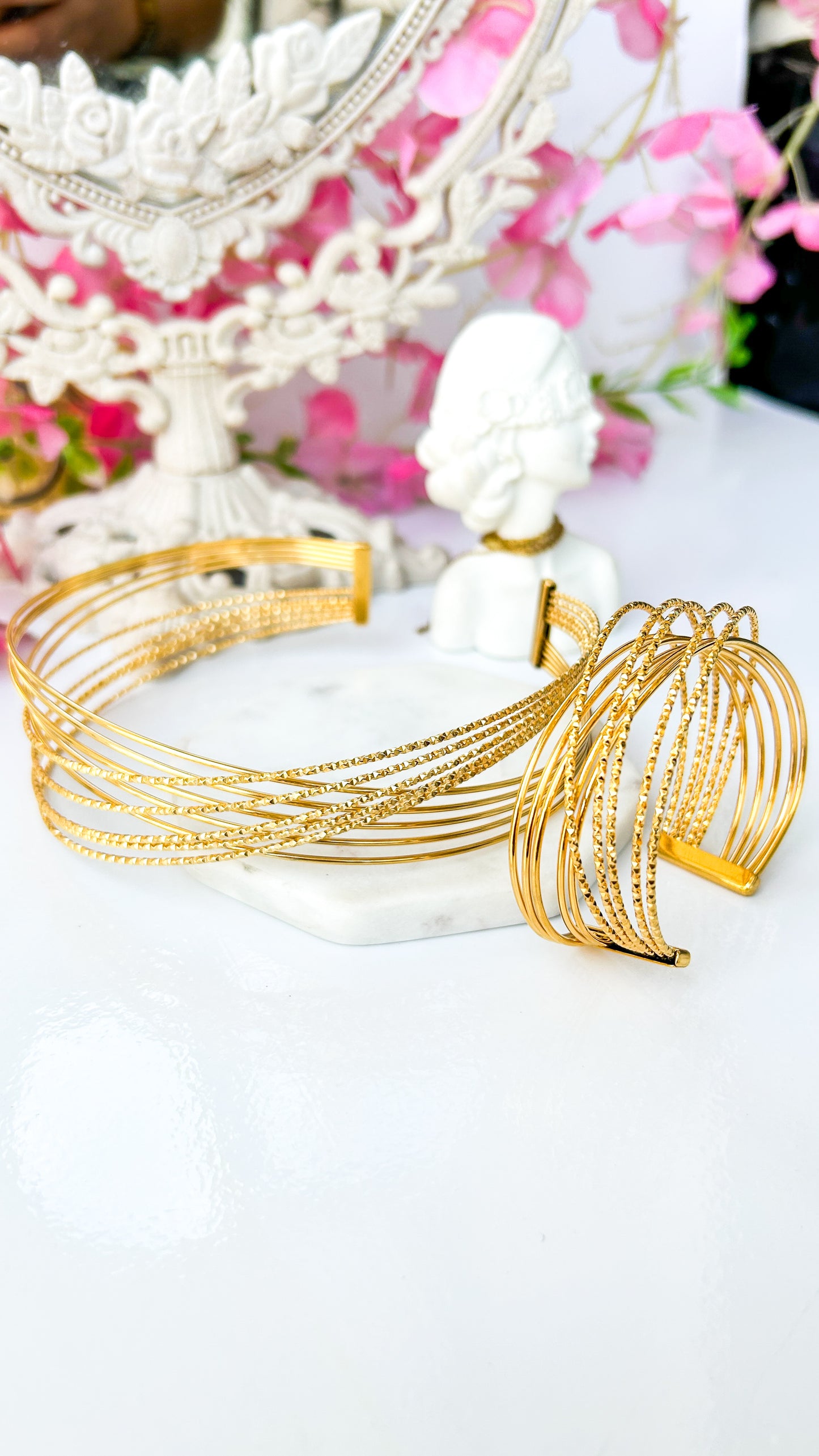 Mira Choker and bracelet combo