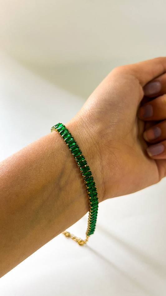 Green stone tennis bracelet