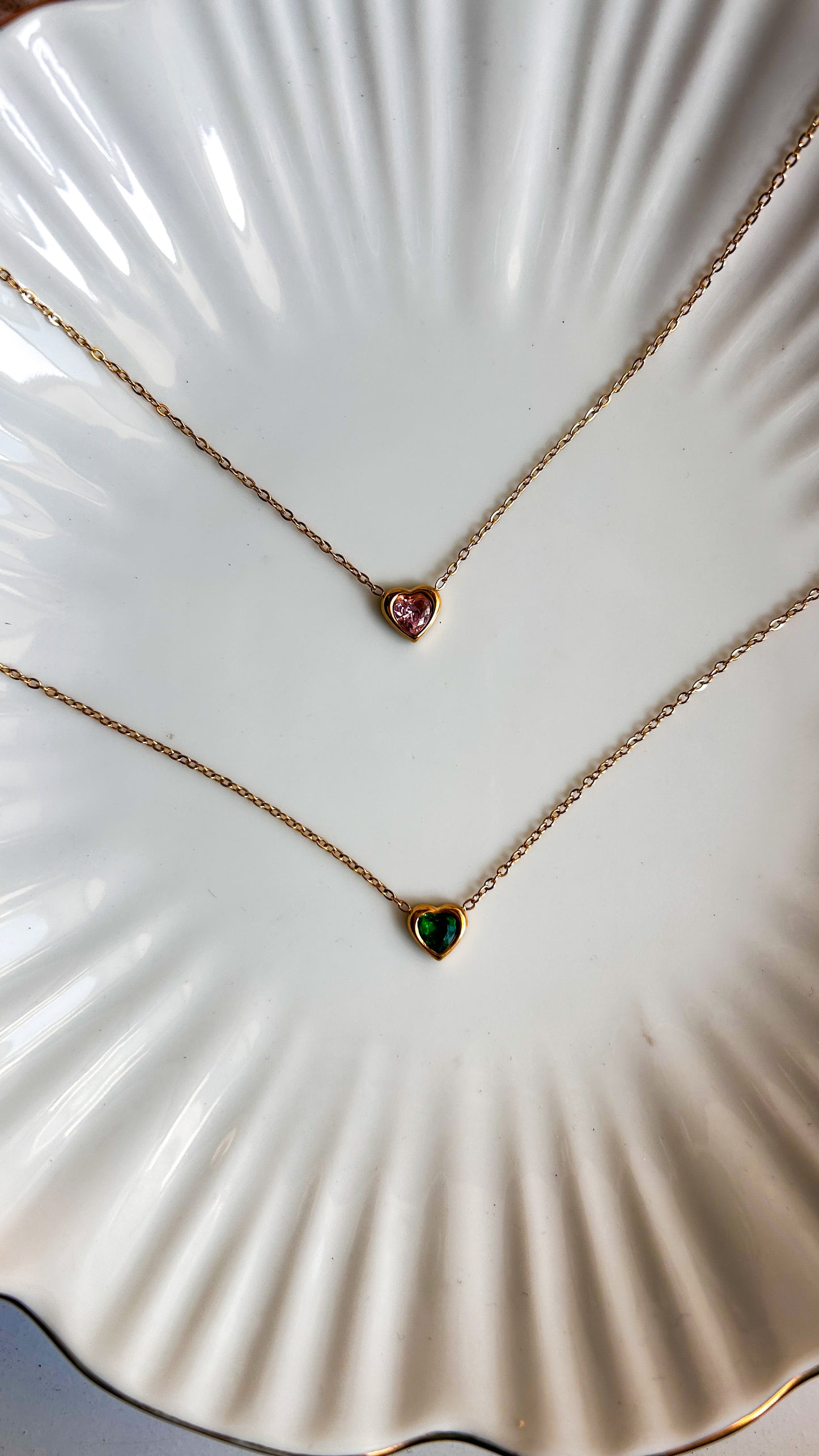 Little heart stone necklace
