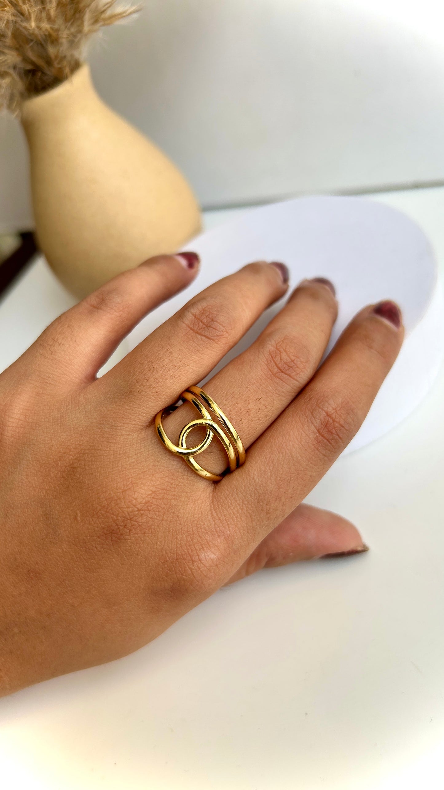 Infinity adjustable ring