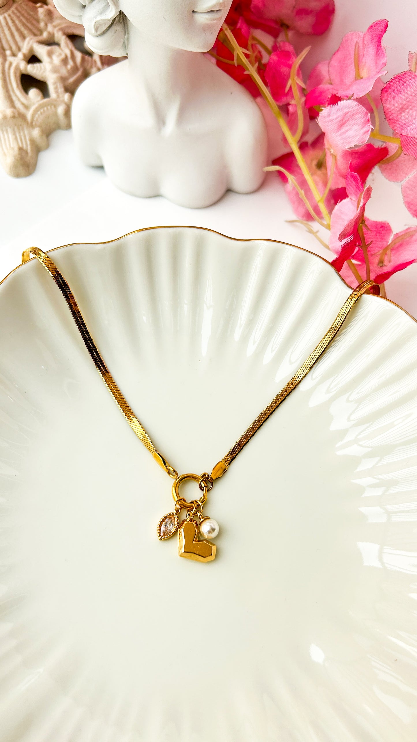 Heart stone charm necklace