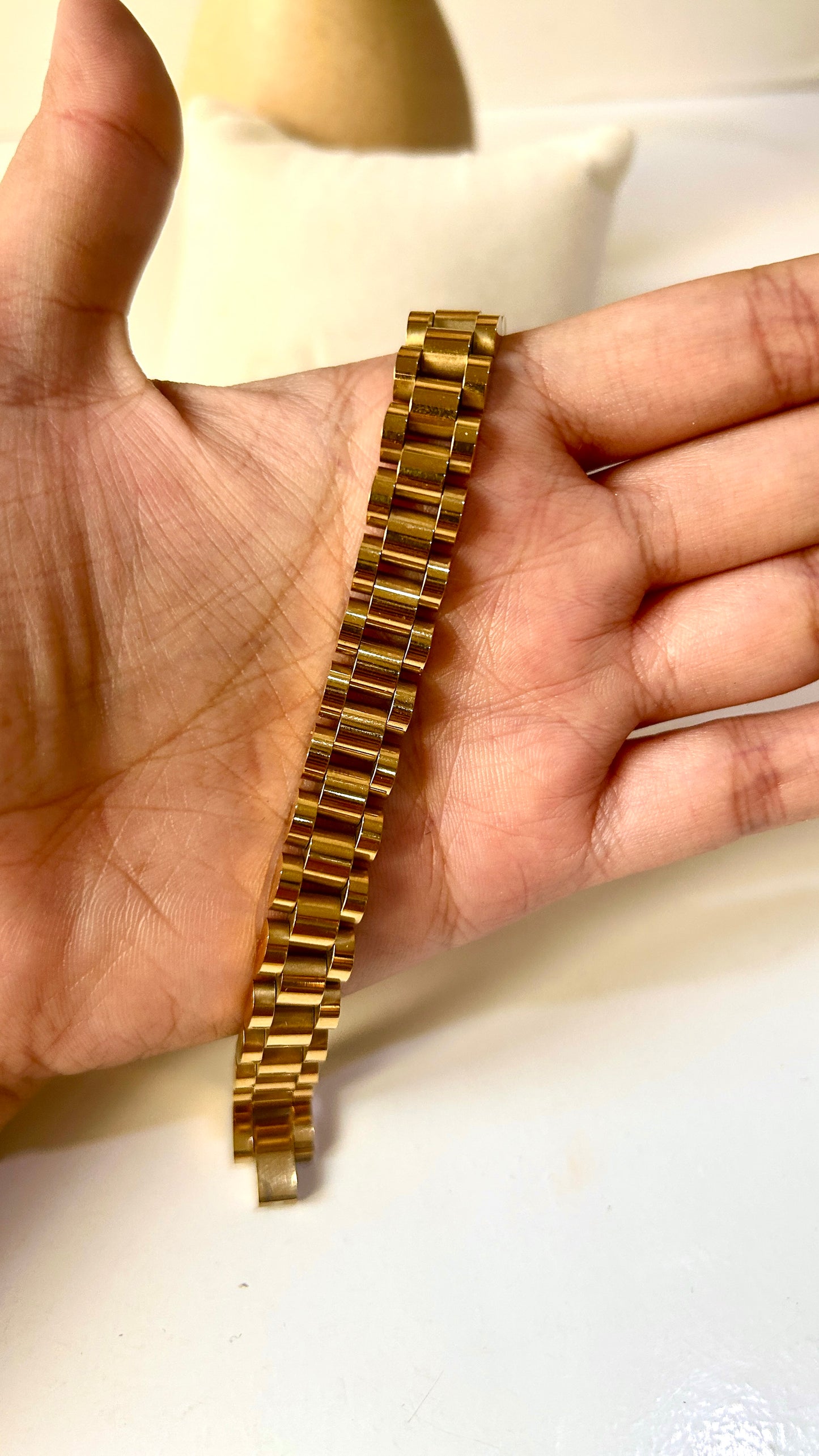 Premium men watch band