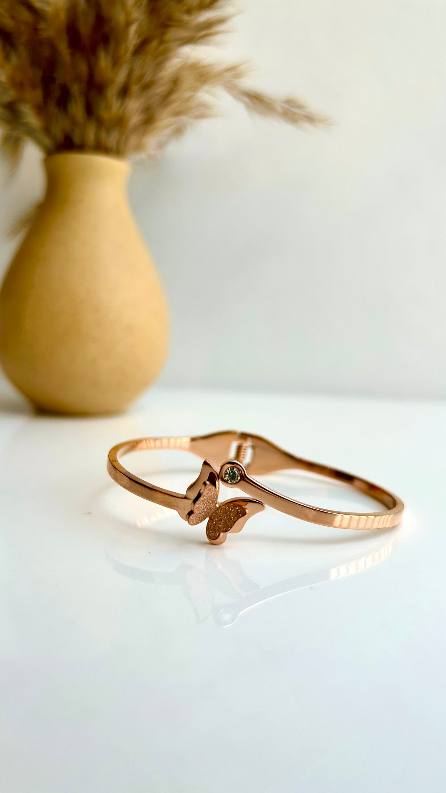 Butterfly rosegold bracelet