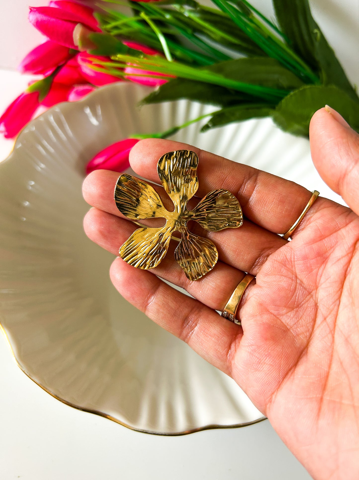 Chunky floral studs