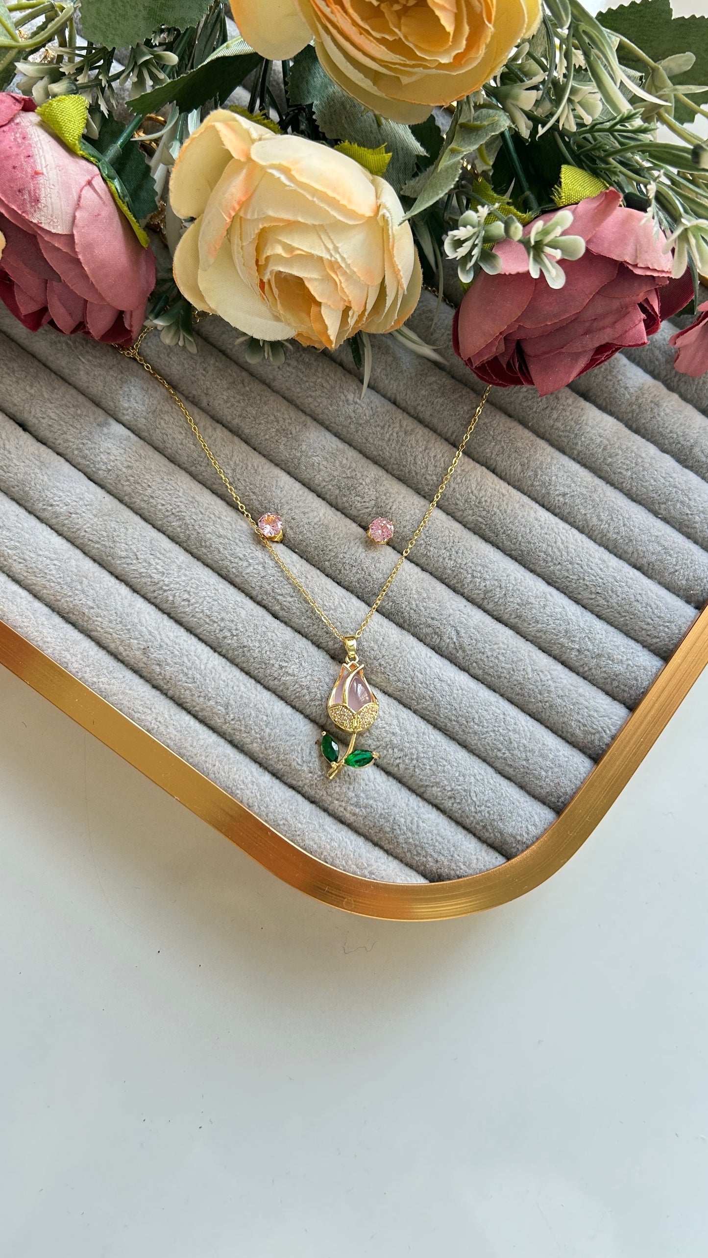 Tulip necklace, earring combo 