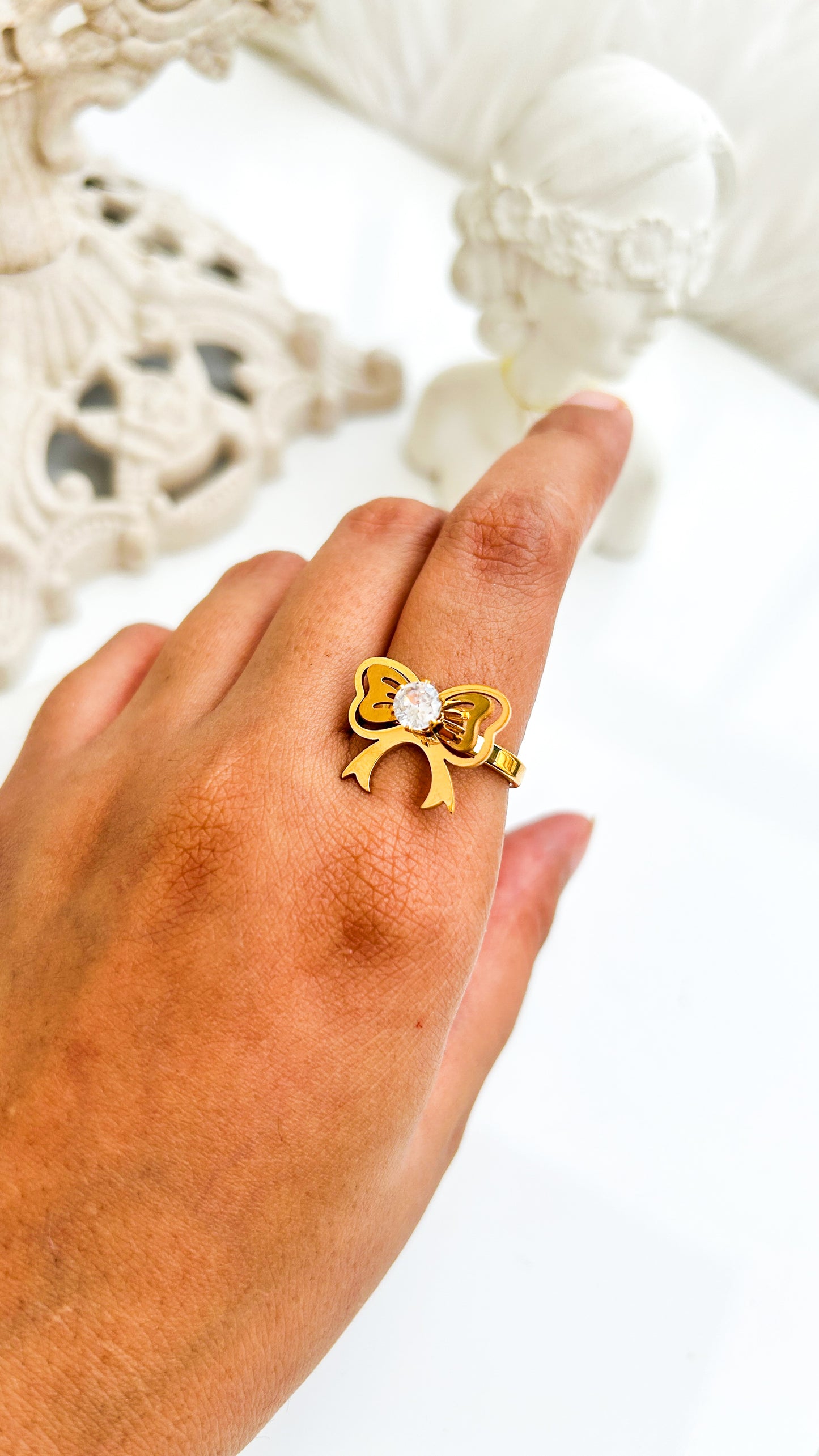 Cute bow ring