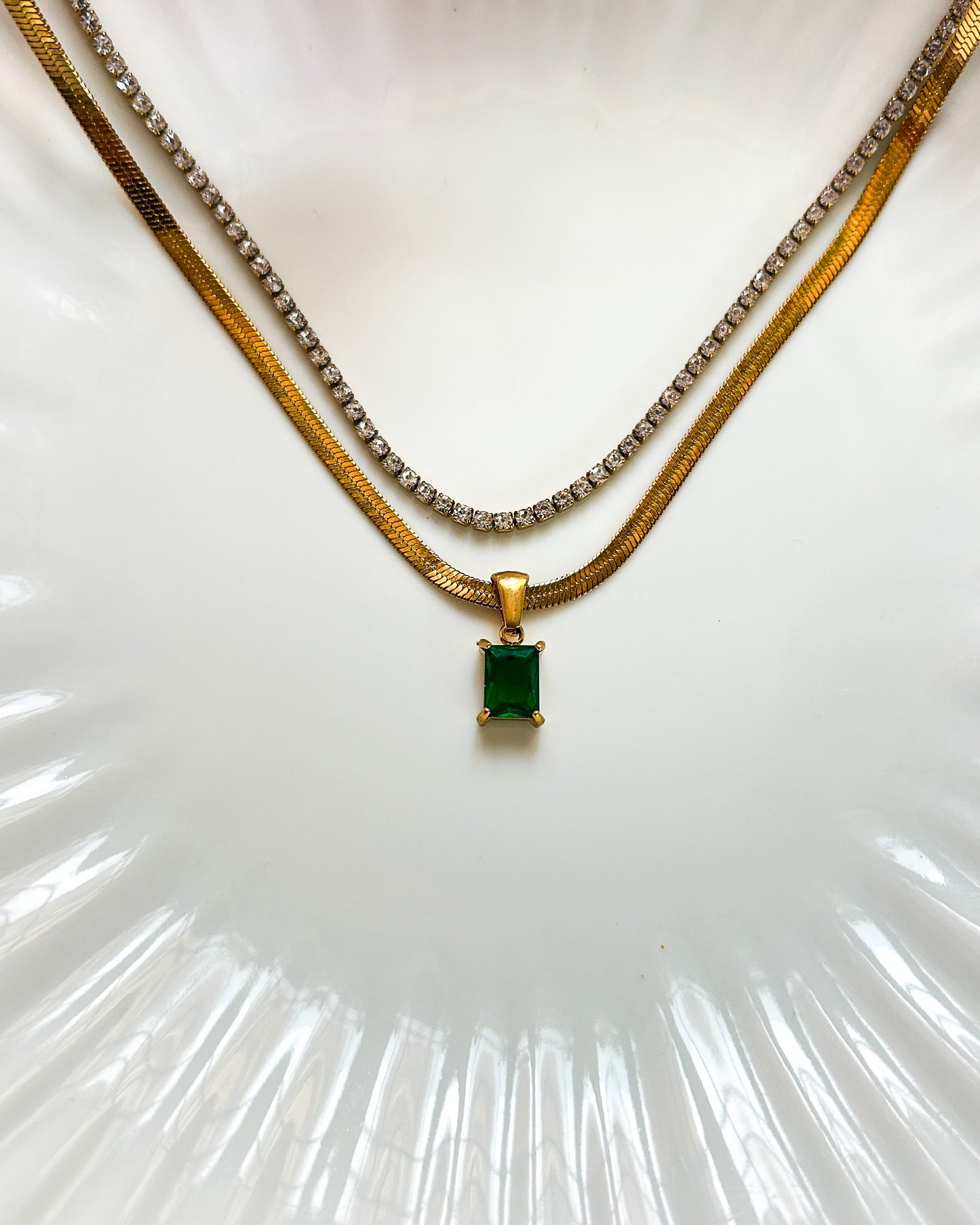 Green square stone layer, tennis necklace