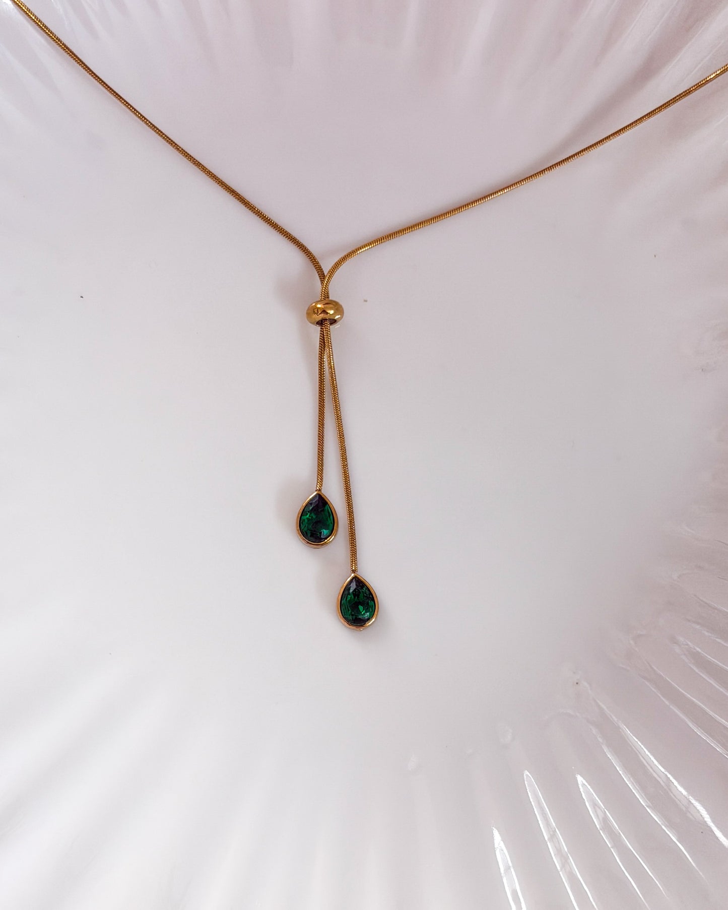 Adjustable green stone drop necklace