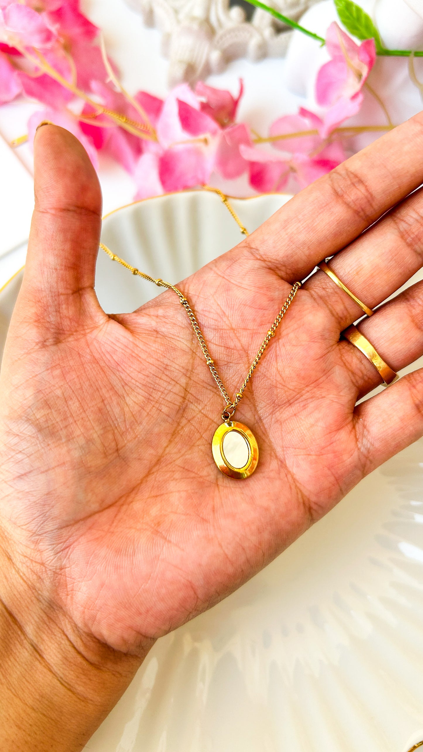 White Stone necklace