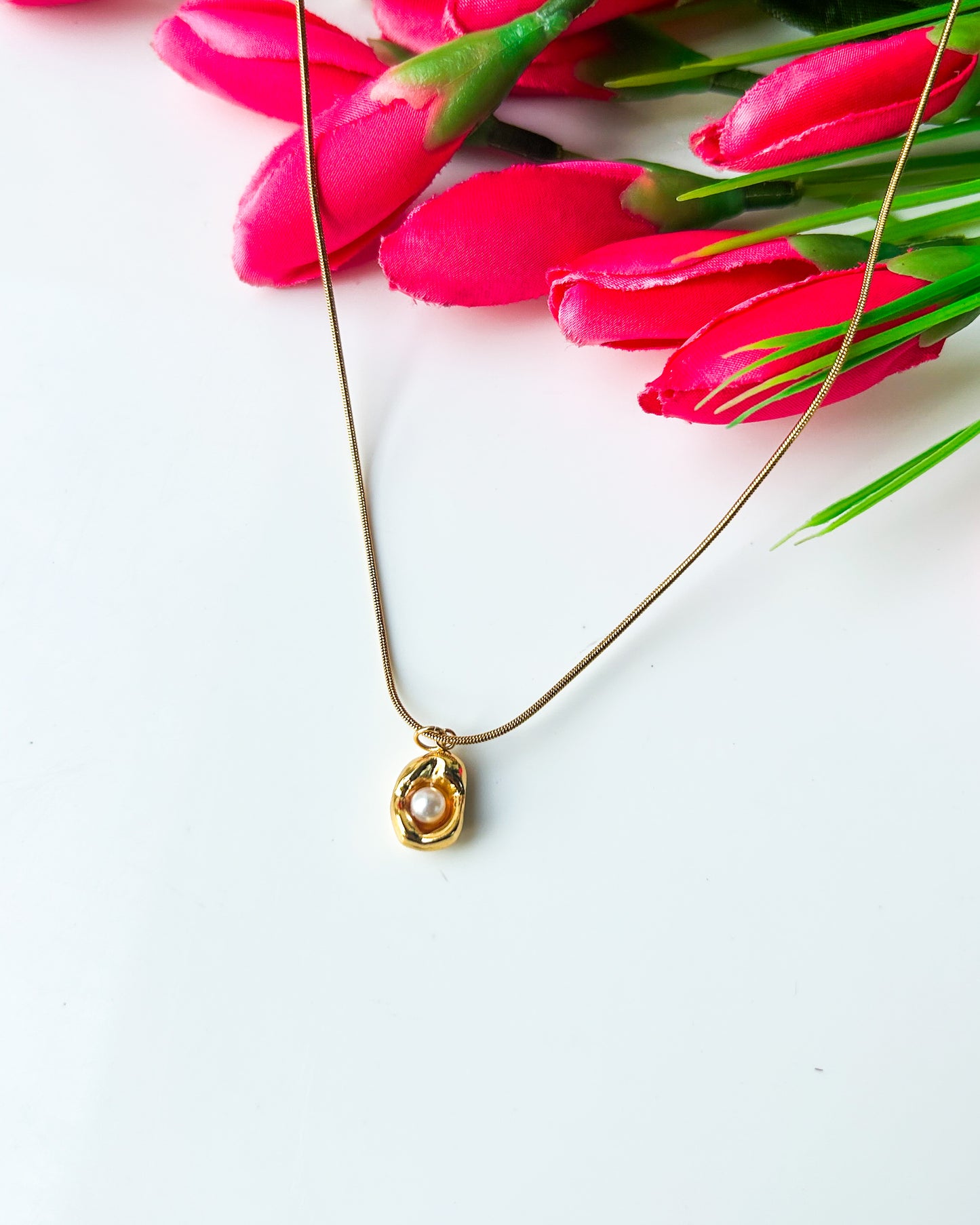 Pearl in a shell necklace
