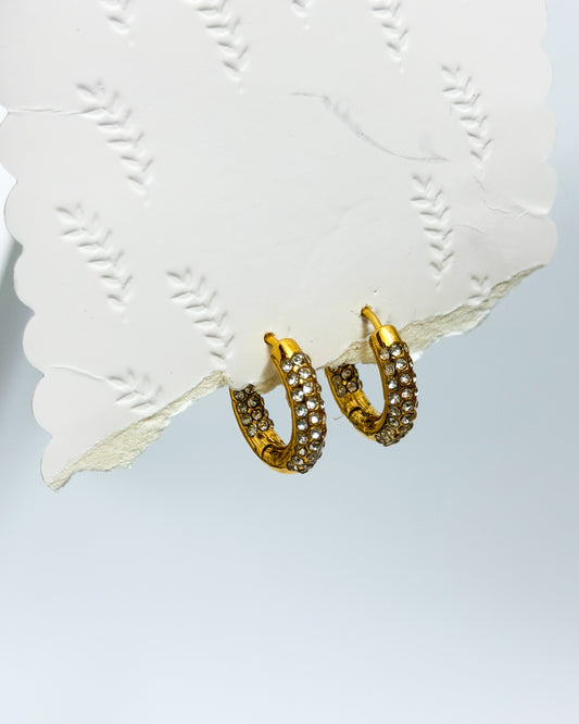 Medium huggies full studs loaded