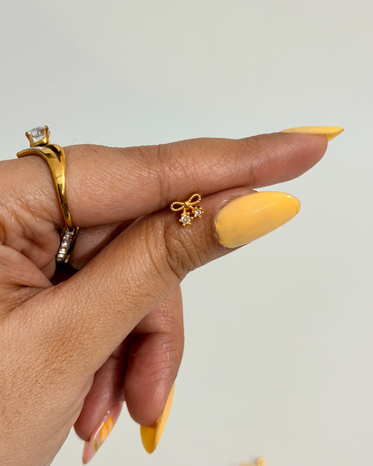 Mini bow ball back studs