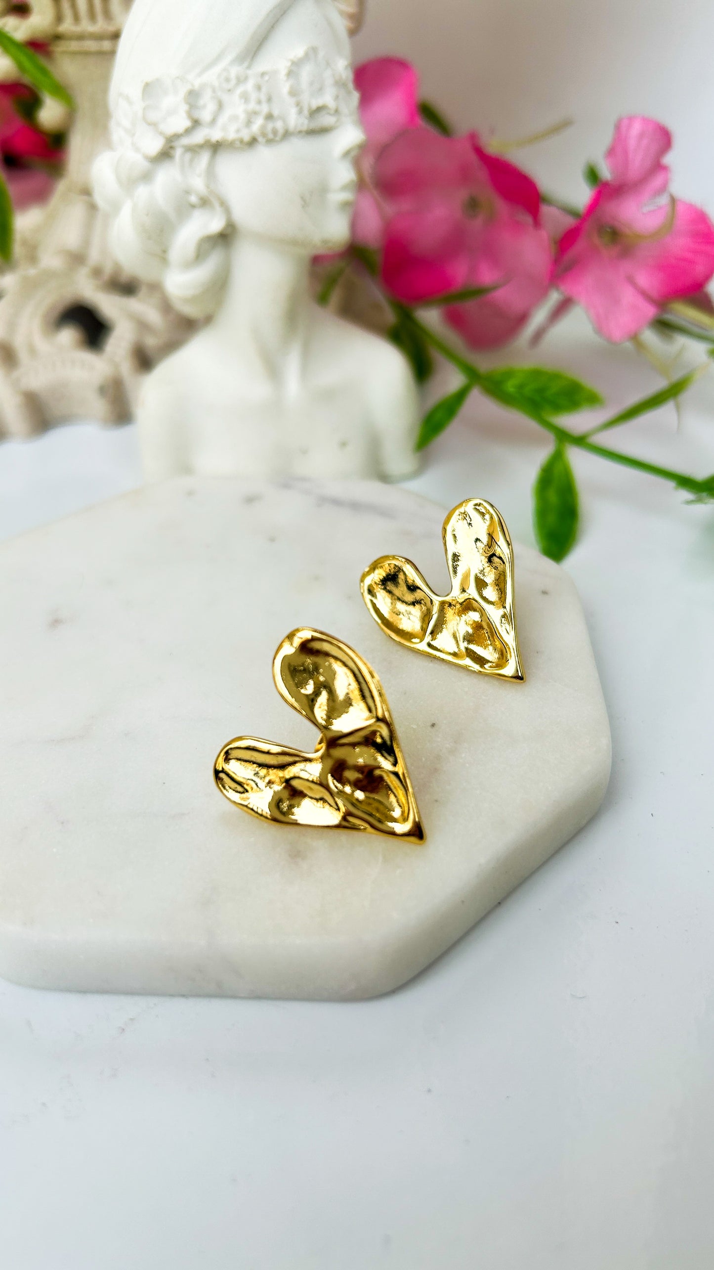 Crushed heart earrings