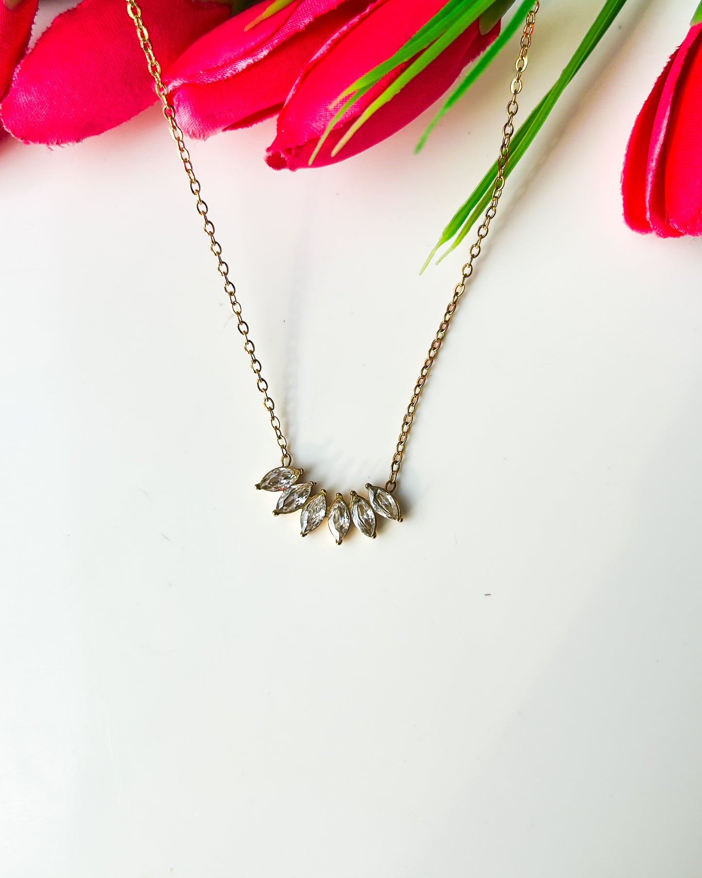 Dainty stone Necklace